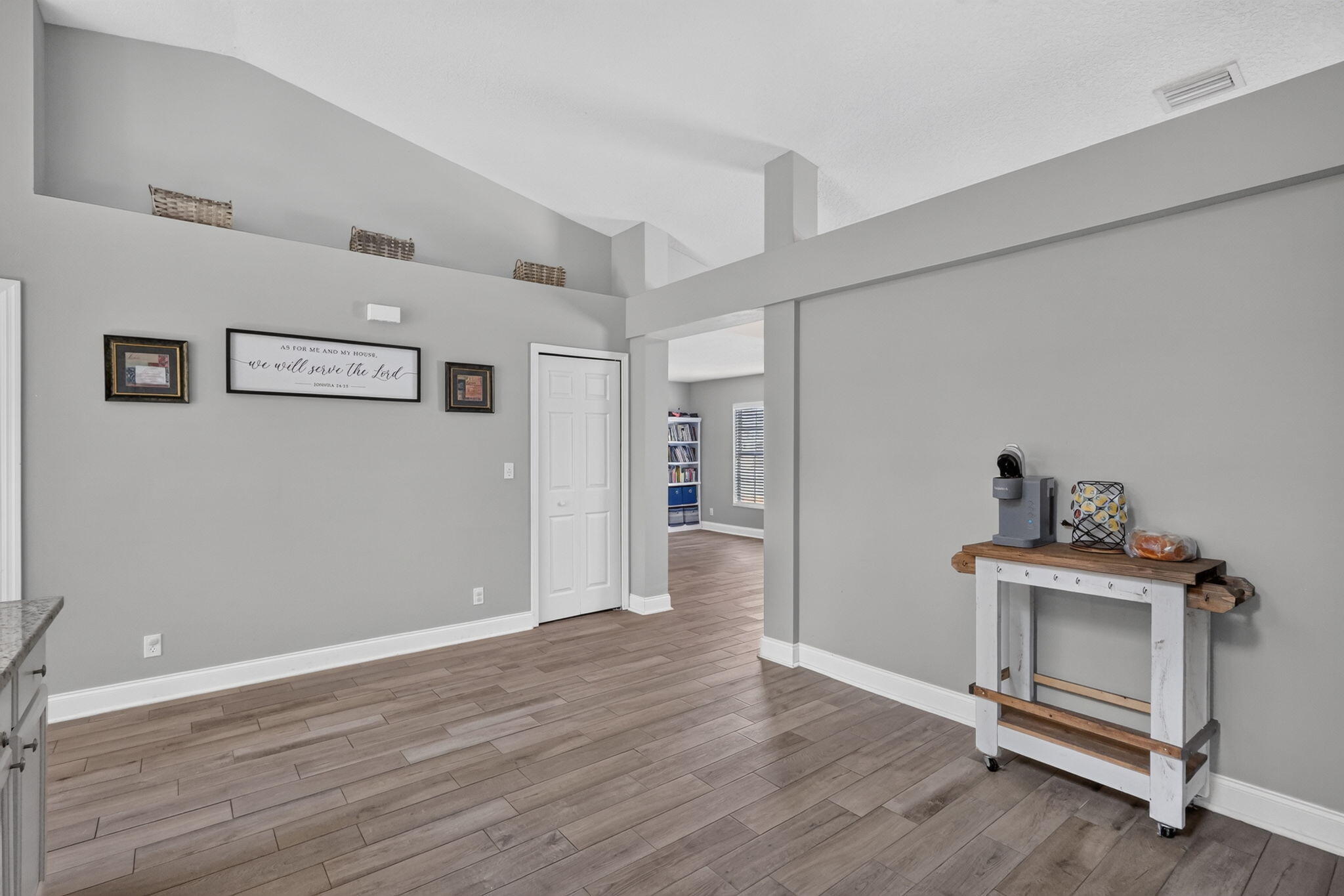 6115 Nw Nolia Court Property Photo 9