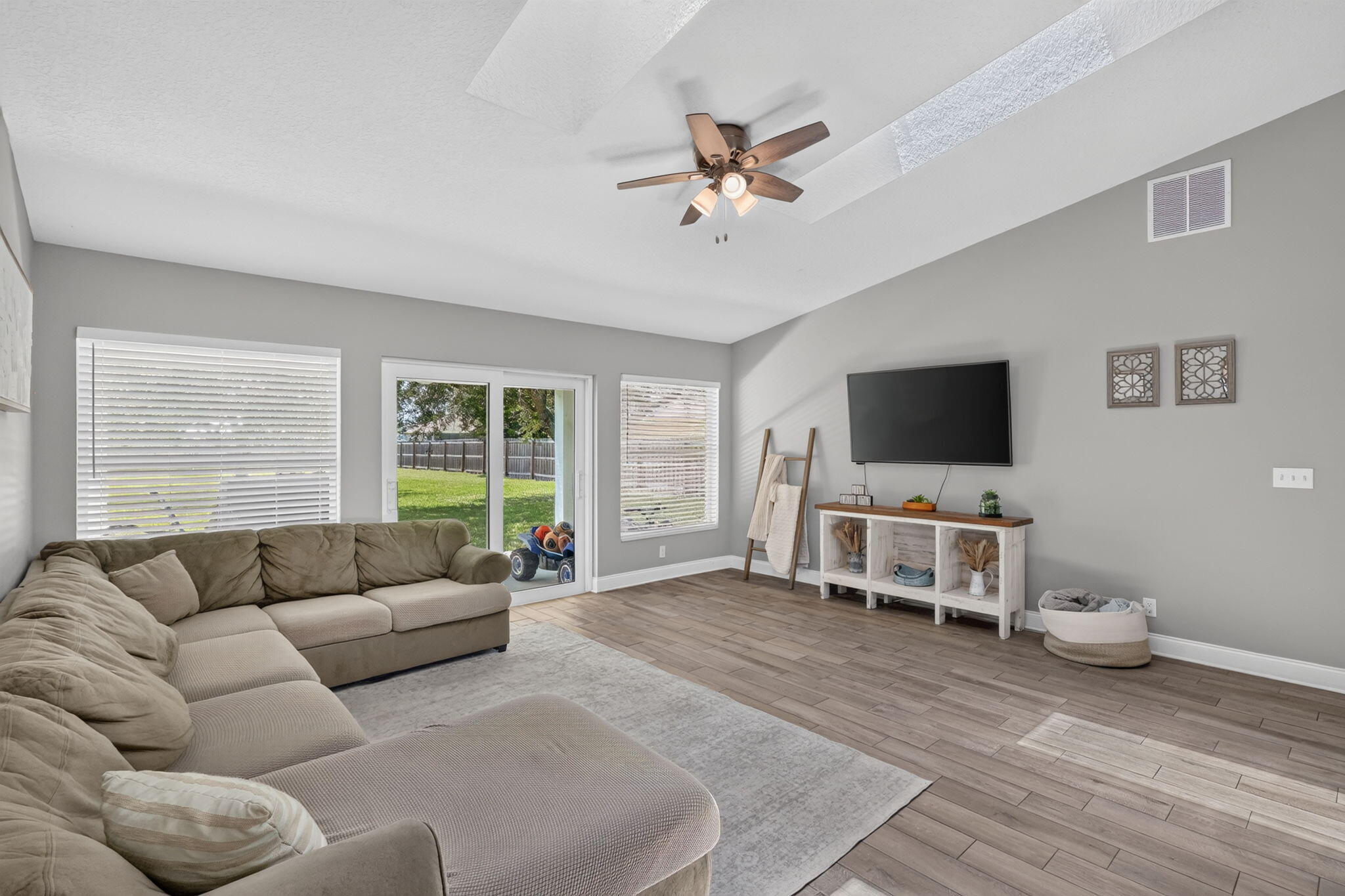 6115 Nw Nolia Court Property Photo 12