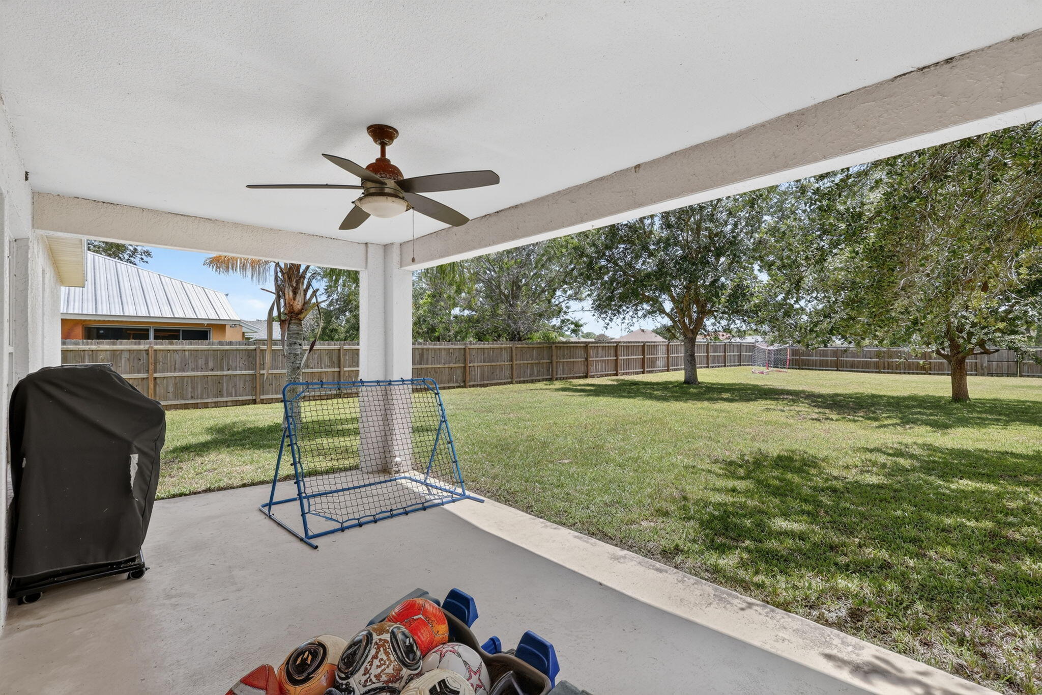 6115 Nw Nolia Court Property Photo 24
