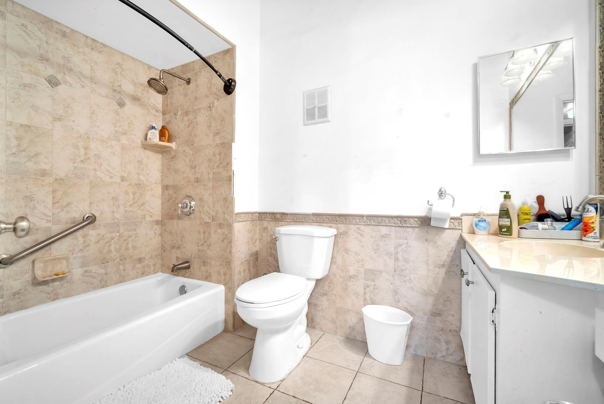 740 E Coco Plum Circle 3 Property Photo 24