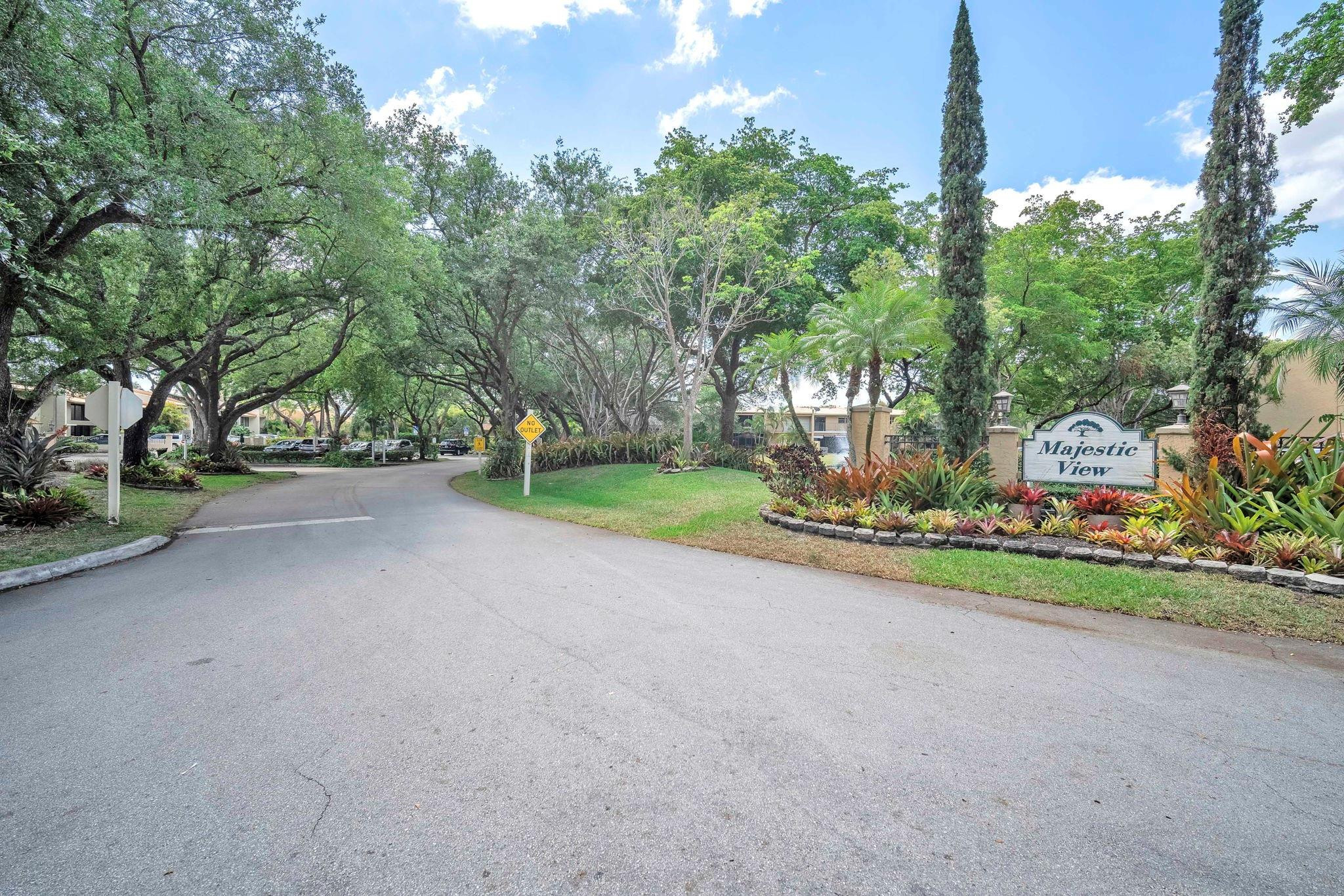 740 E Coco Plum Circle 3 Property Photo 28