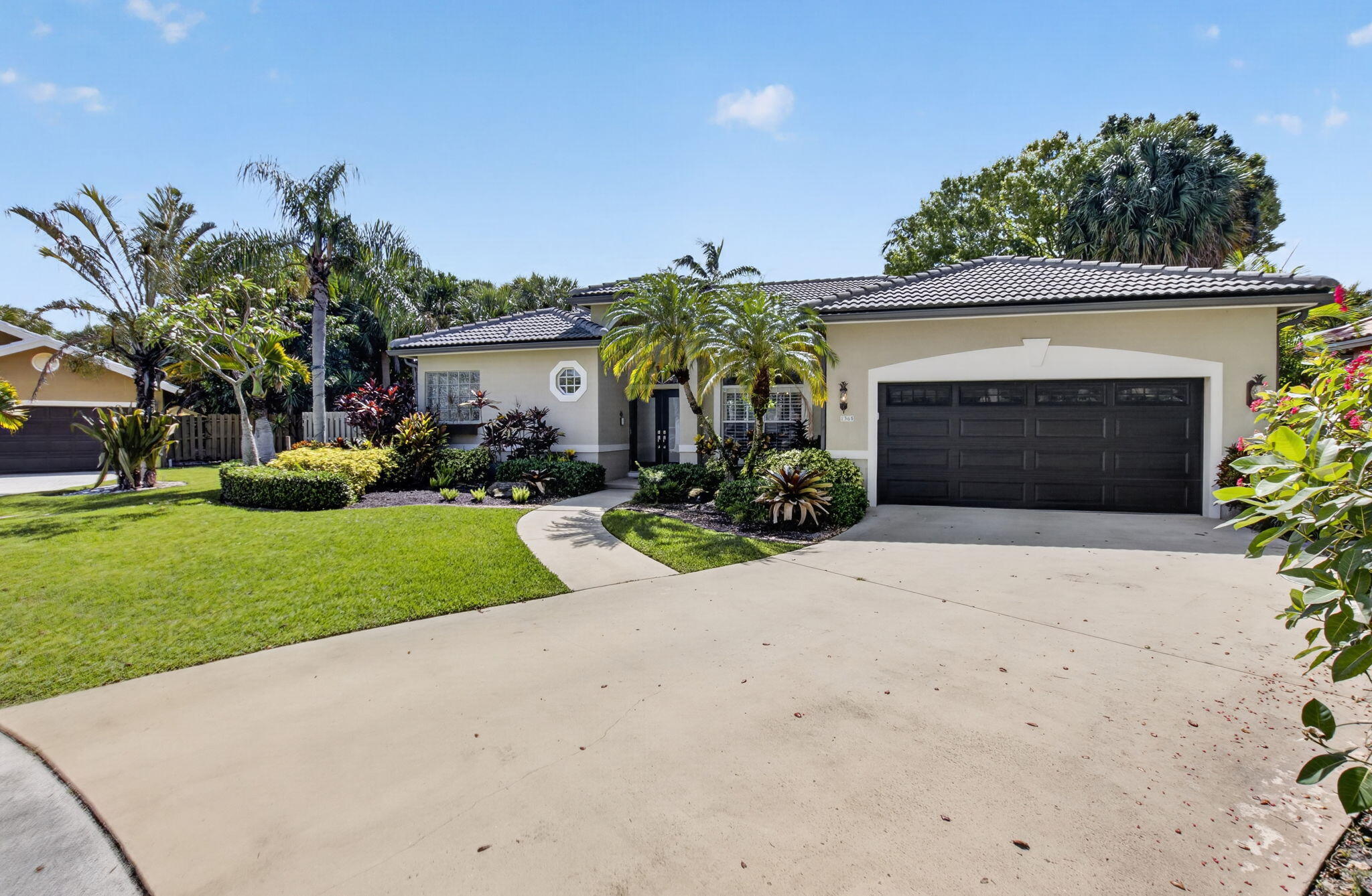 1365 E Barwick Ranch Circle Property Photo 4