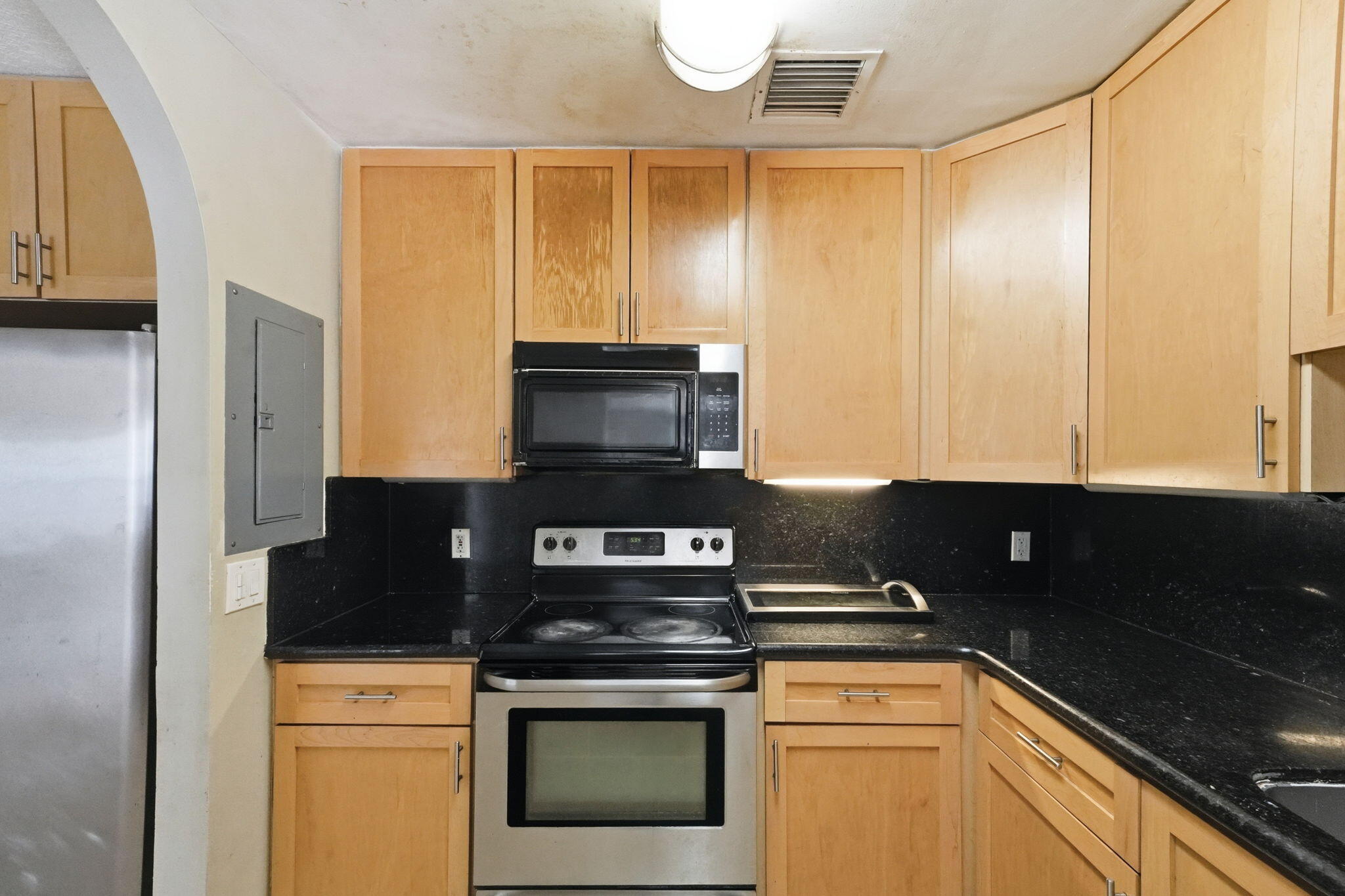 1060 Ne 123rd Street Property Photo 11
