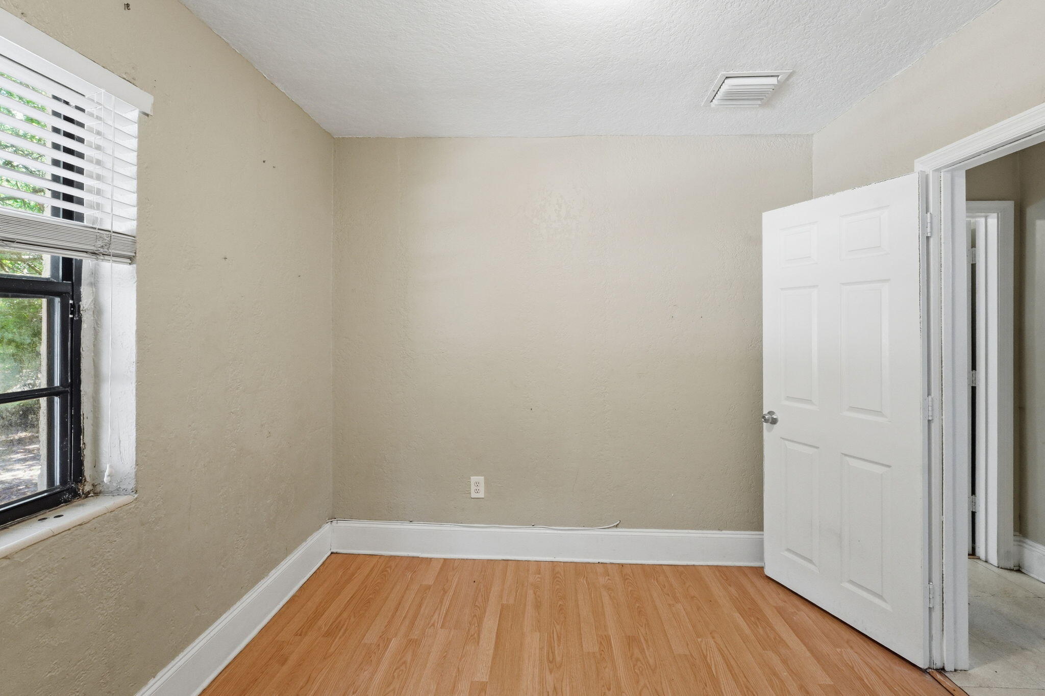 1060 Ne 123rd Street Property Photo 18