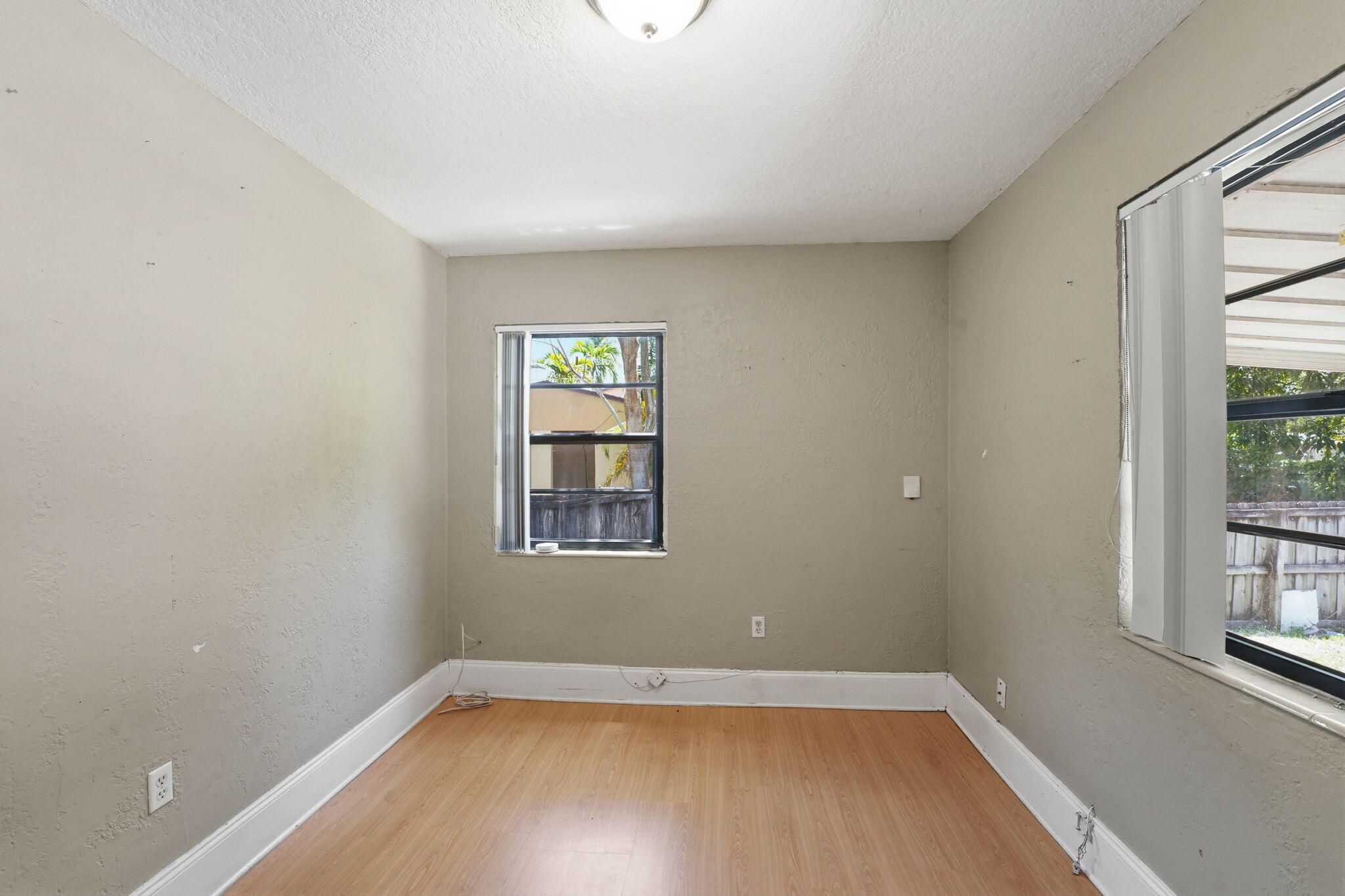 1060 Ne 123rd Street Property Photo 21