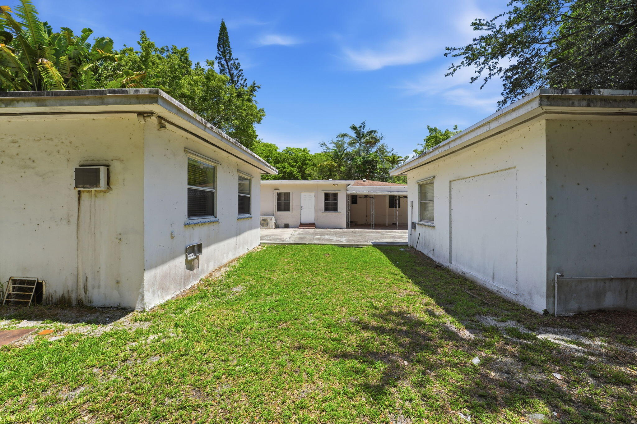 1060 Ne 123rd Street Property Photo 32