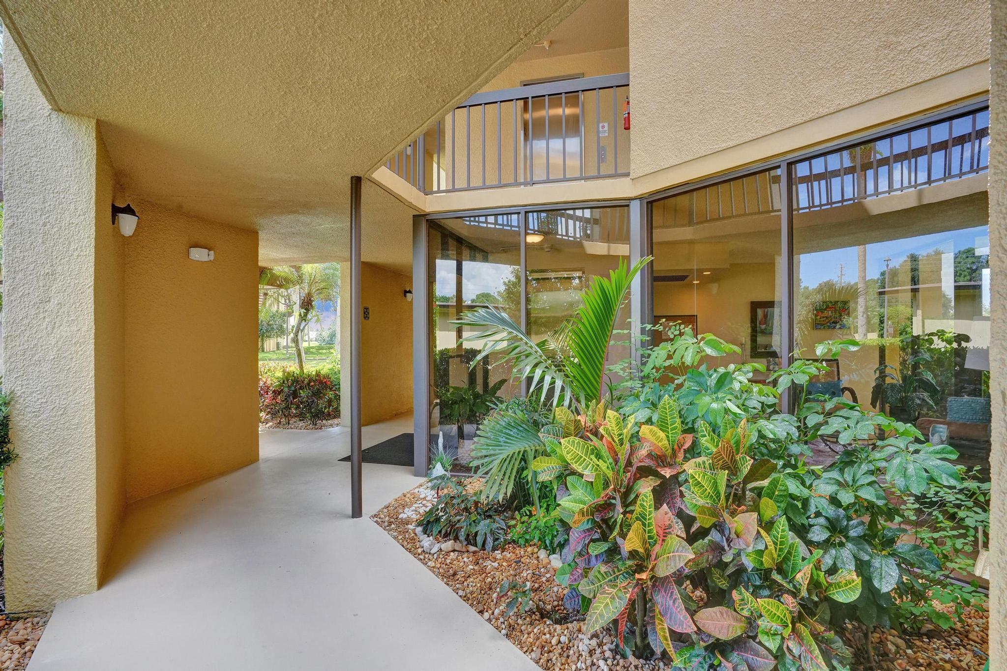 5344 Woodland Lakes Drive 223 Property Photo 5