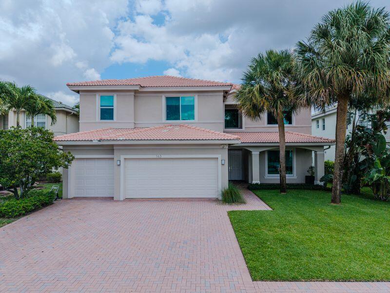 163 Bella Vista Way Property Photo 1
