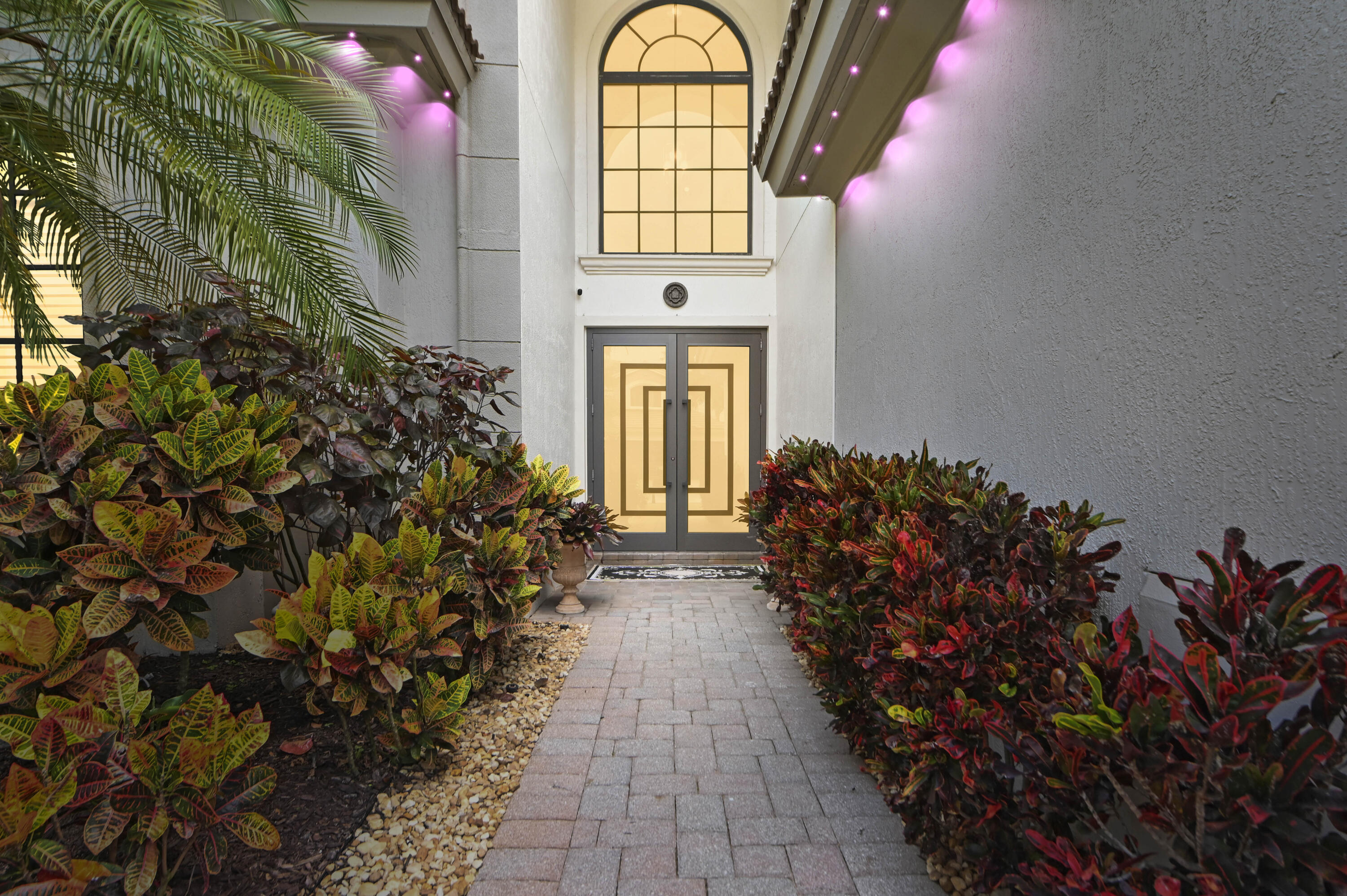 8729 Wellington View Drive Property Photo 7