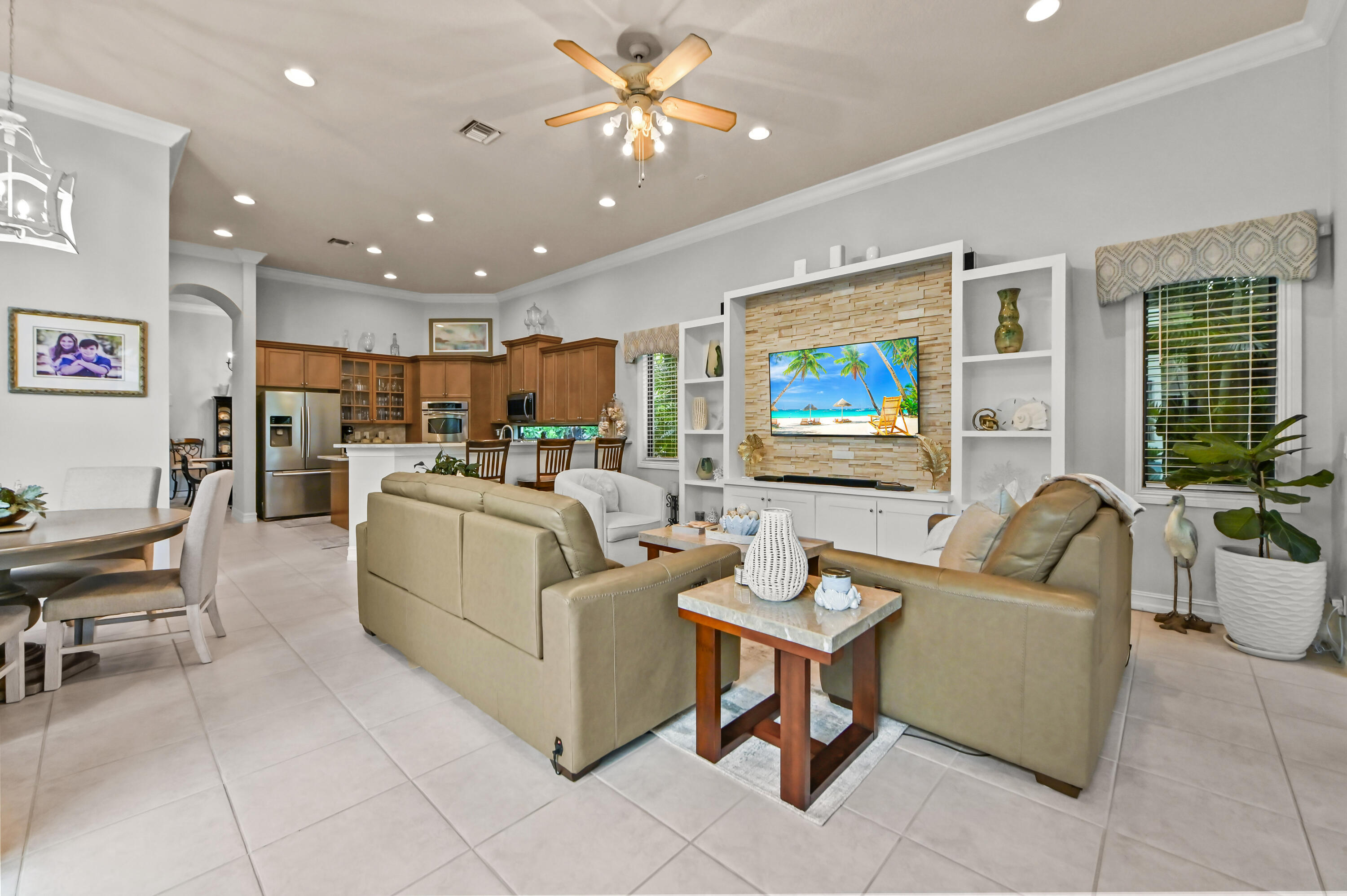 8729 Wellington View Drive Property Photo 19