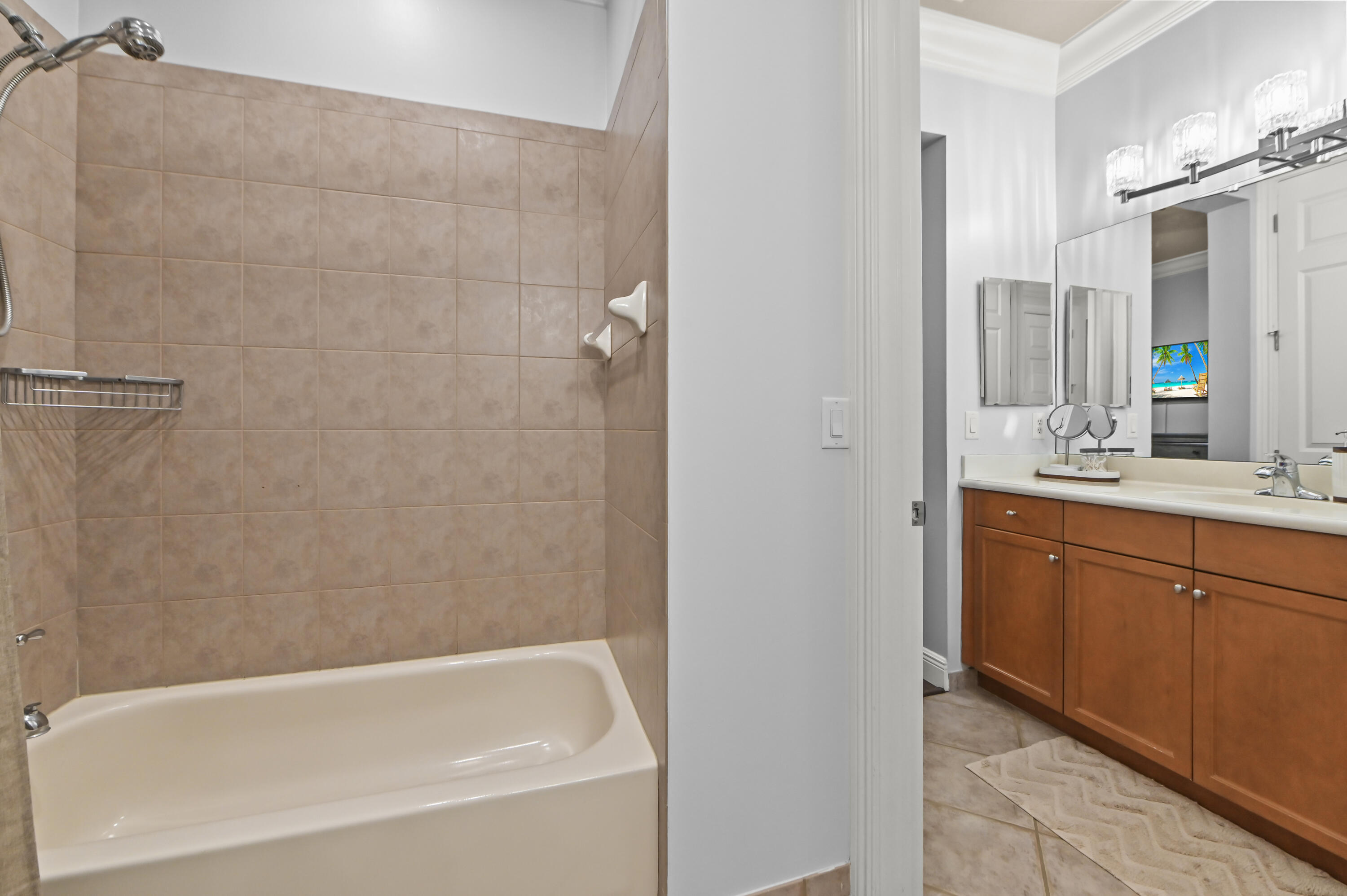 8729 Wellington View Drive Property Photo 45