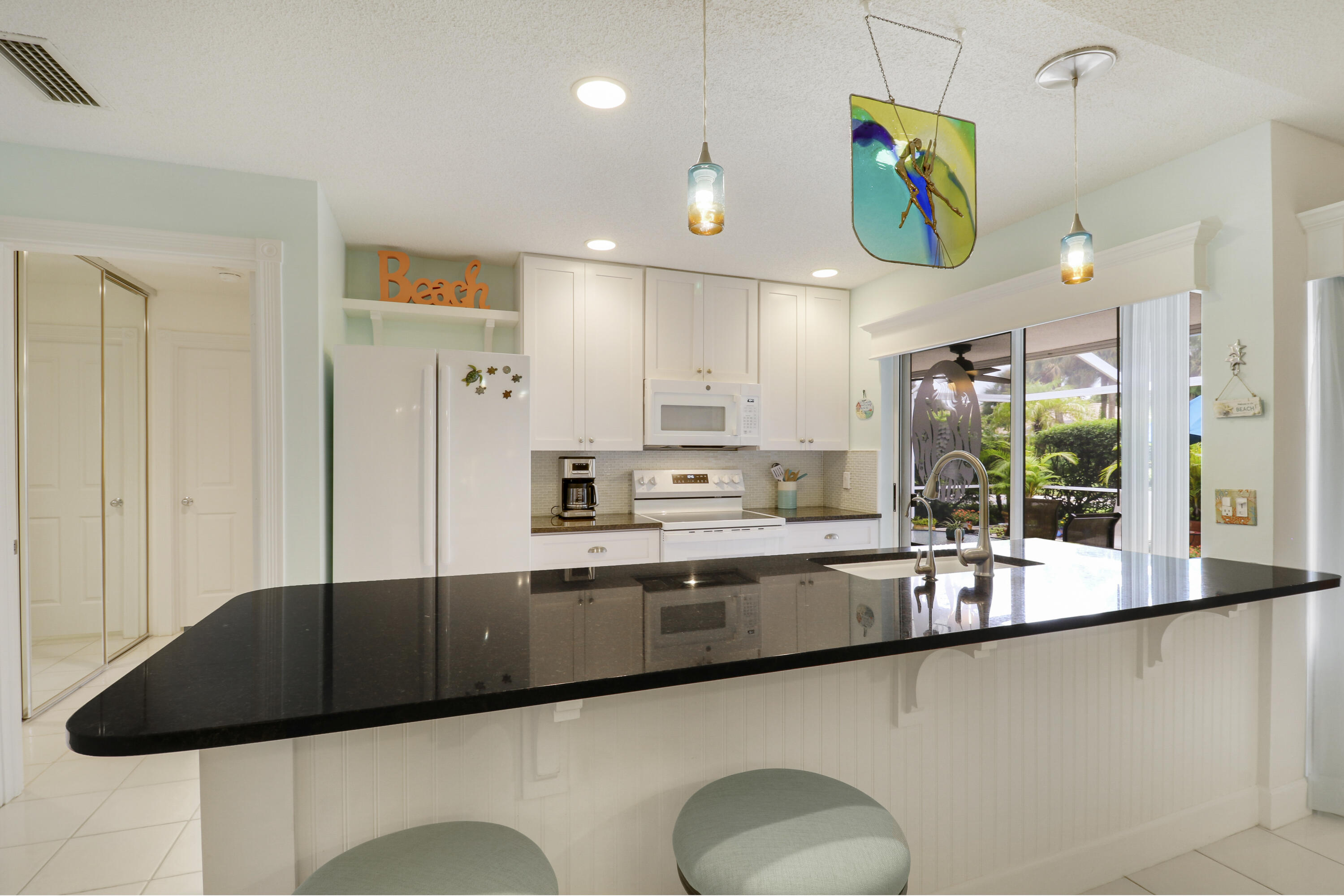 10301 Chapman Oak Court Property Photo 2
