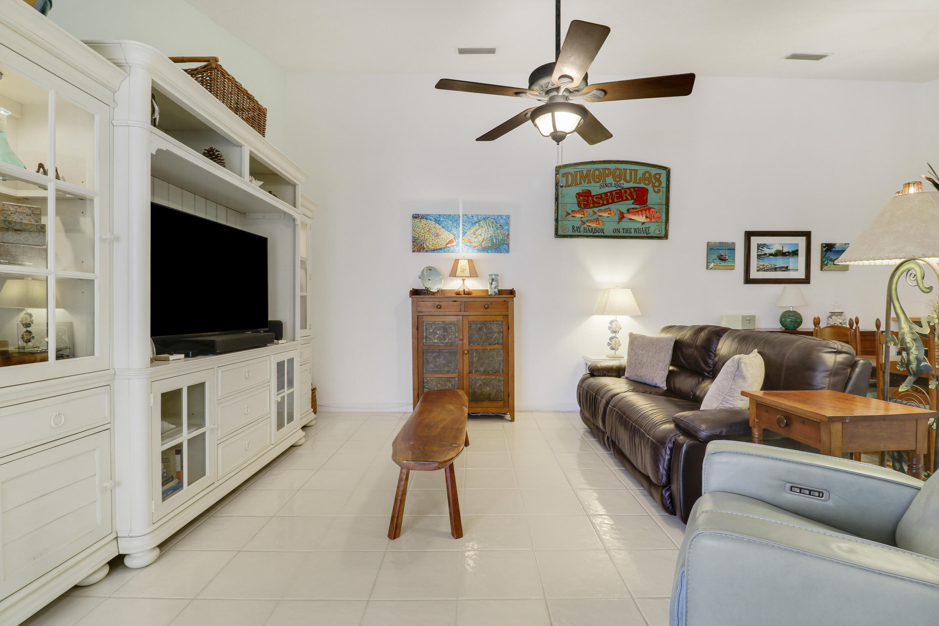 10301 Chapman Oak Court Property Photo 7