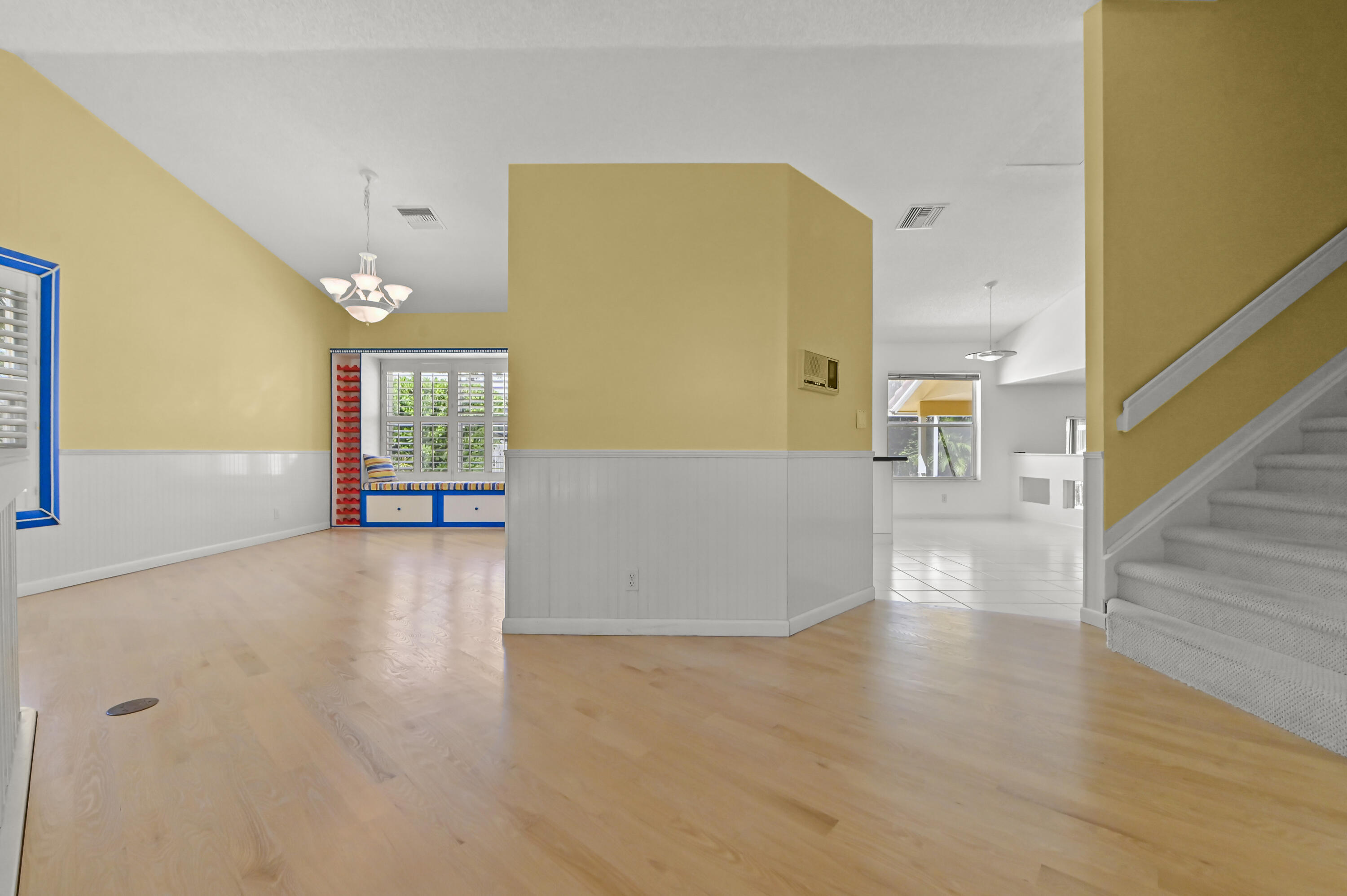 7461 Anadale Circle Property Photo 11