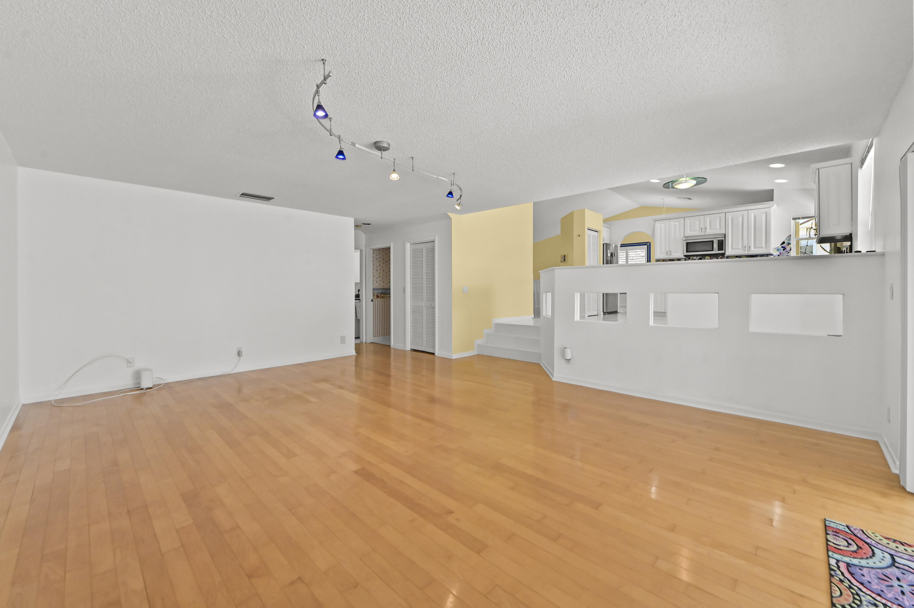 7461 Anadale Circle Property Photo 18