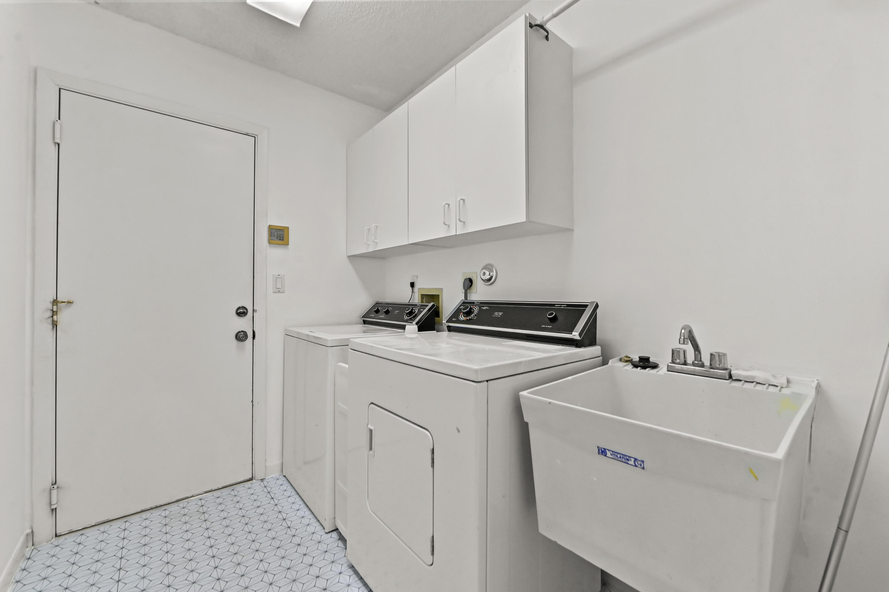 7461 Anadale Circle Property Photo 34