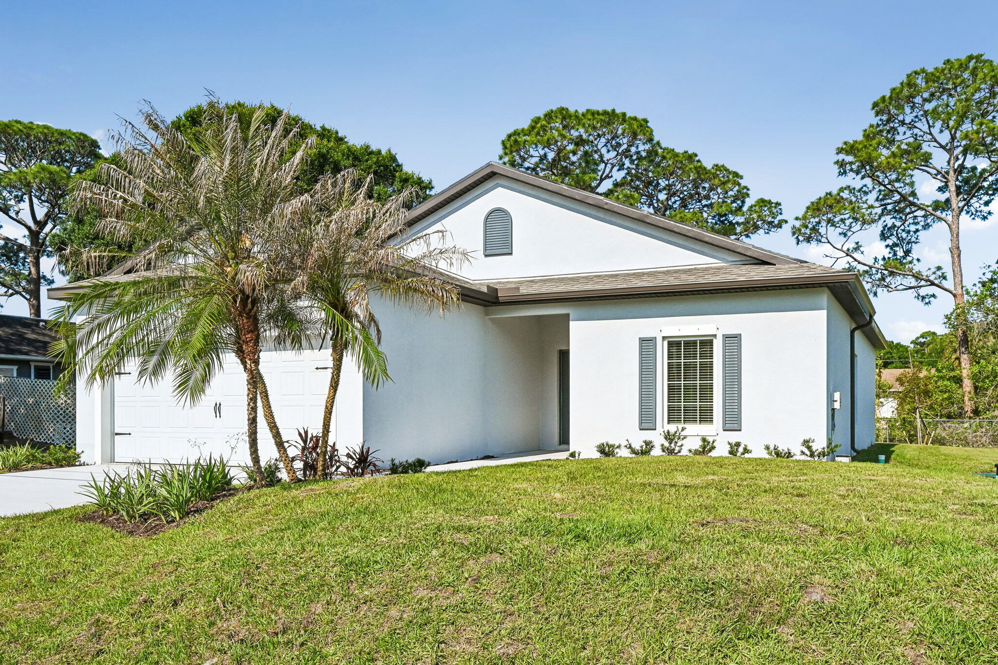 5901 Raintree Trail Property Photo 3