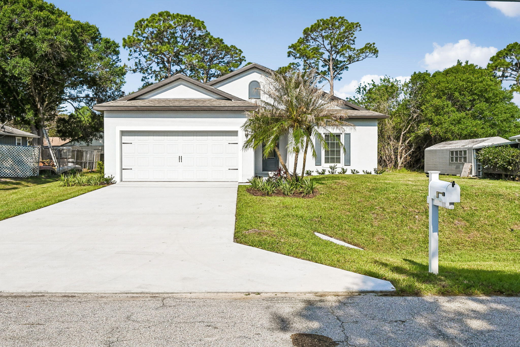 5901 Raintree Trail Property Photo 4