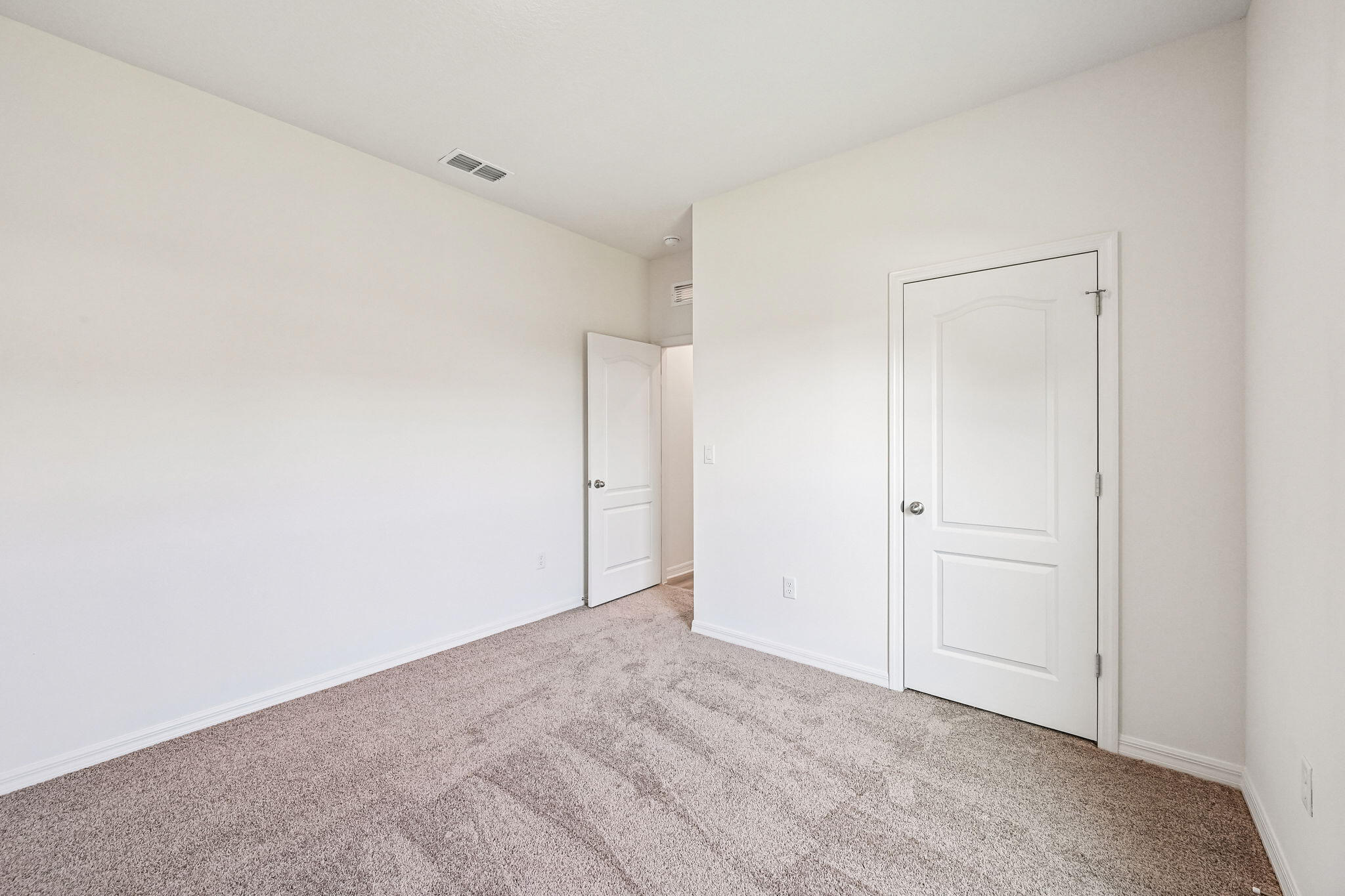 5901 Raintree Trail Property Photo 10