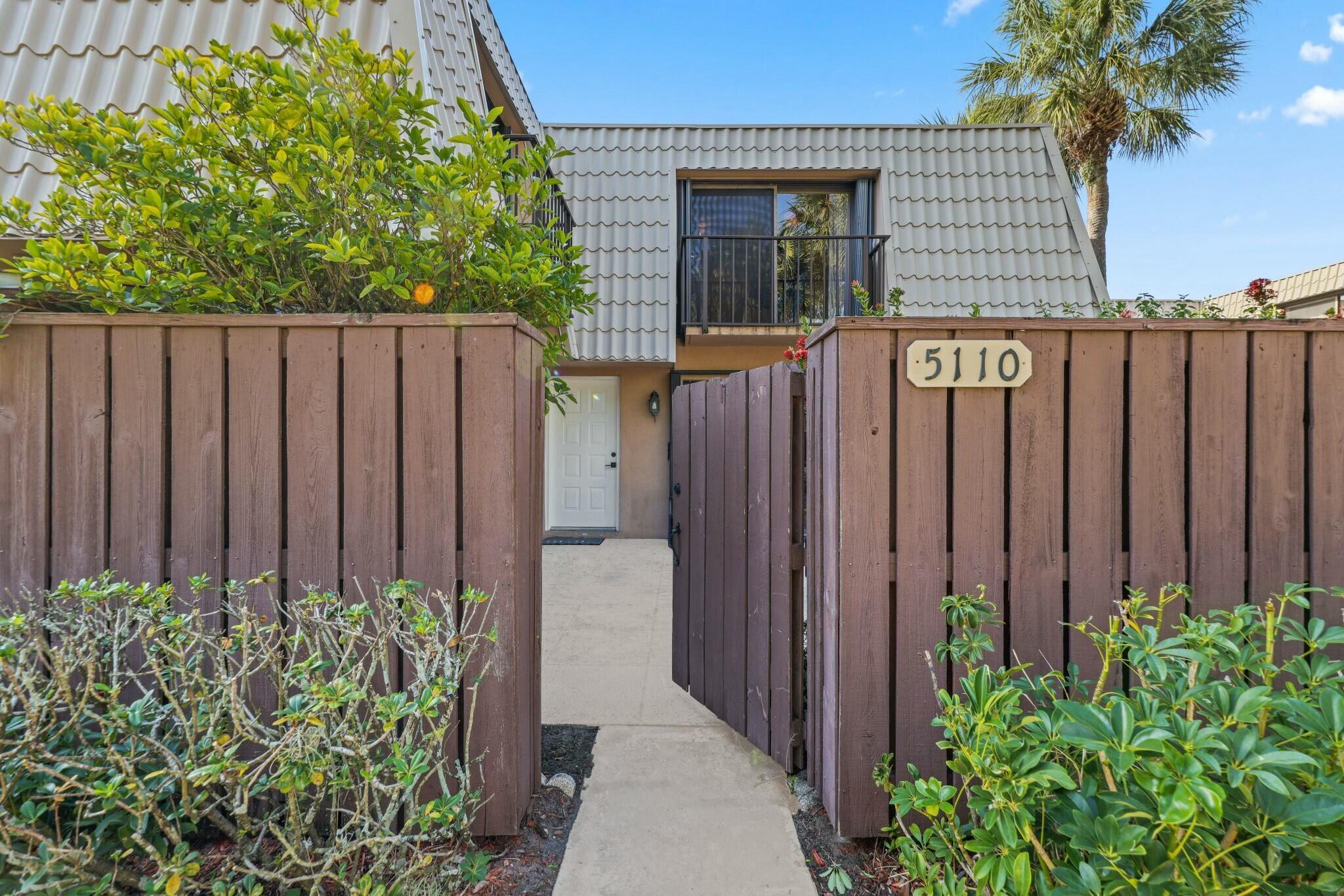 5110 51st Way Property Photo 1