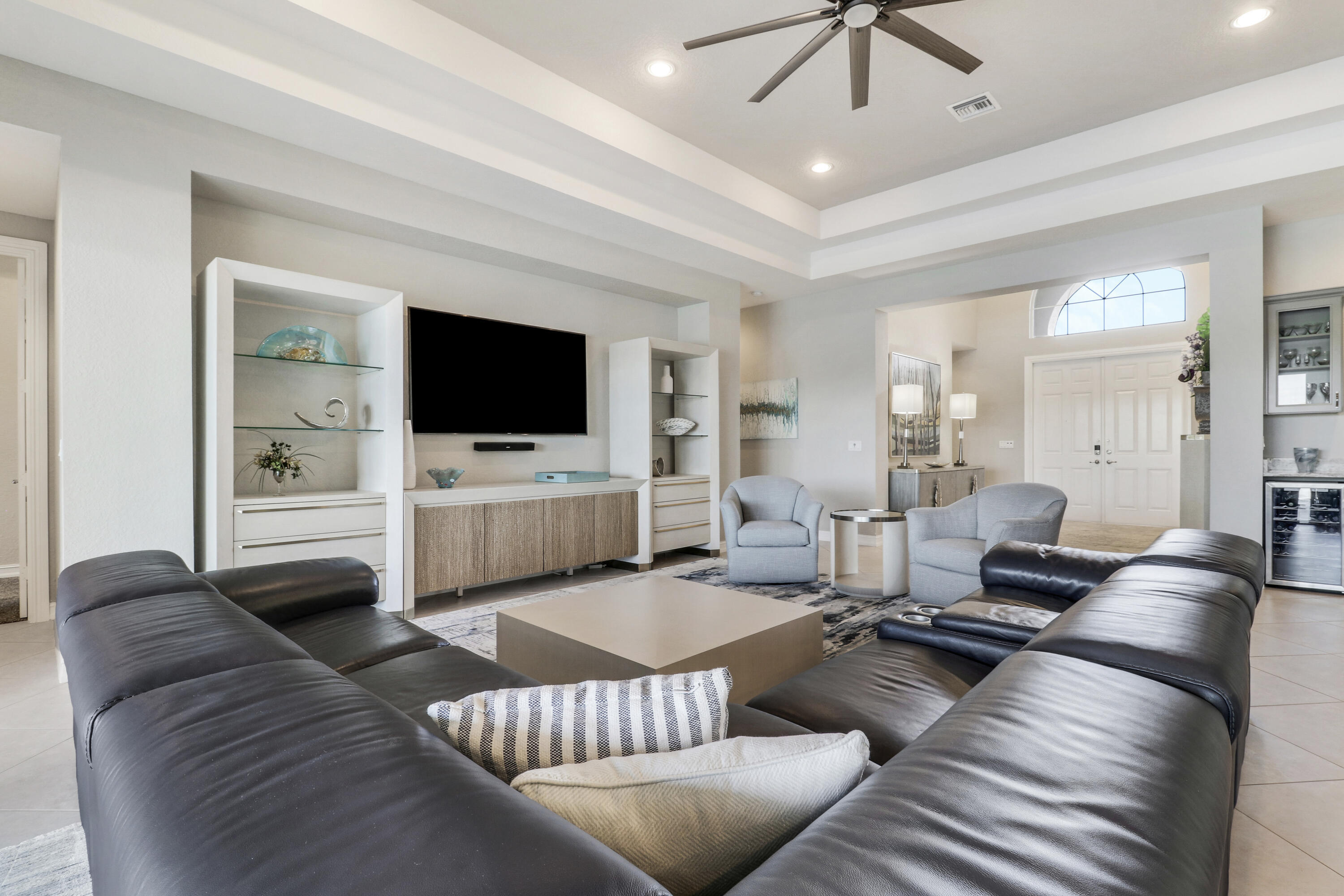 7754 Maywood Crest Drive Property Photo 10