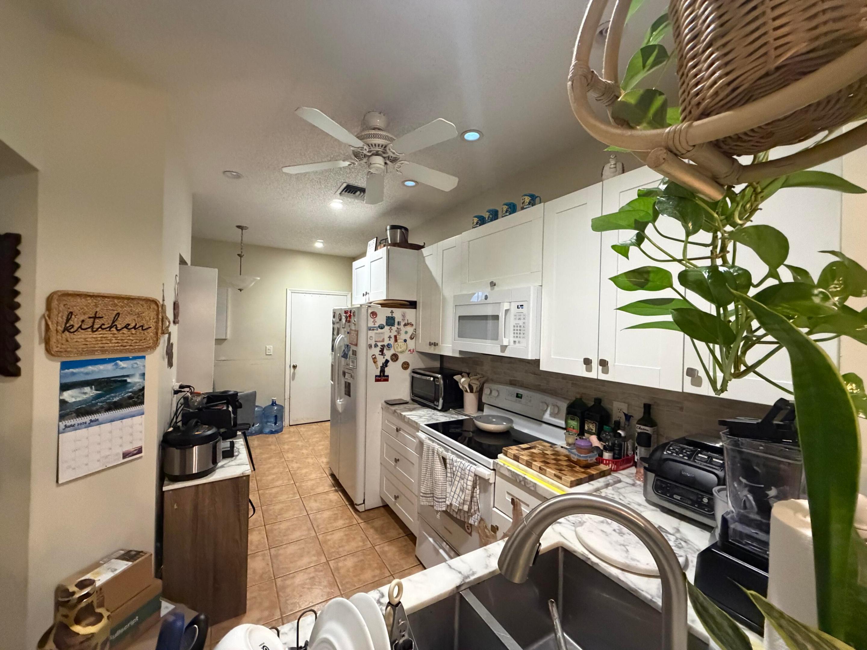 4271 Sw 10th Court Property Photo 12