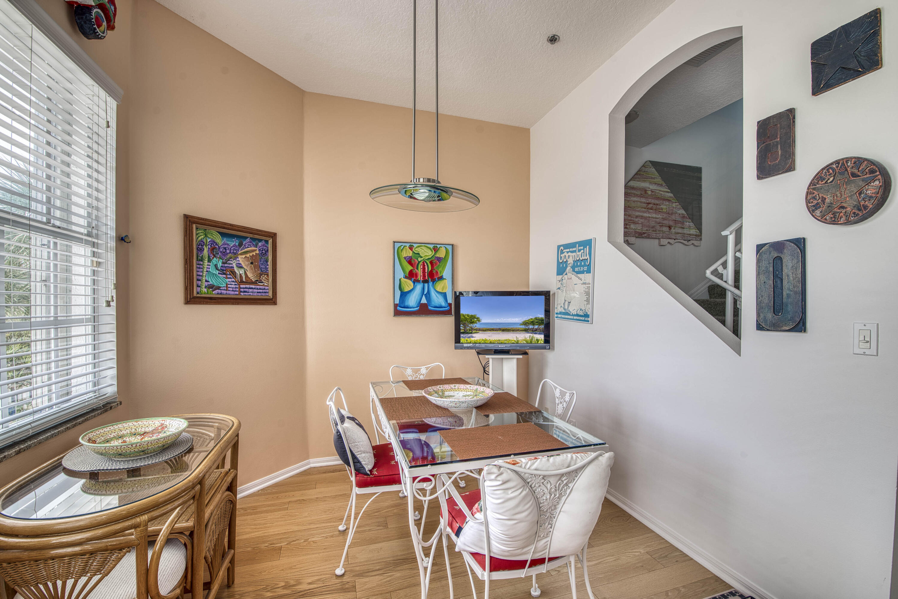 115 Ocean Key Way Property Photo 10