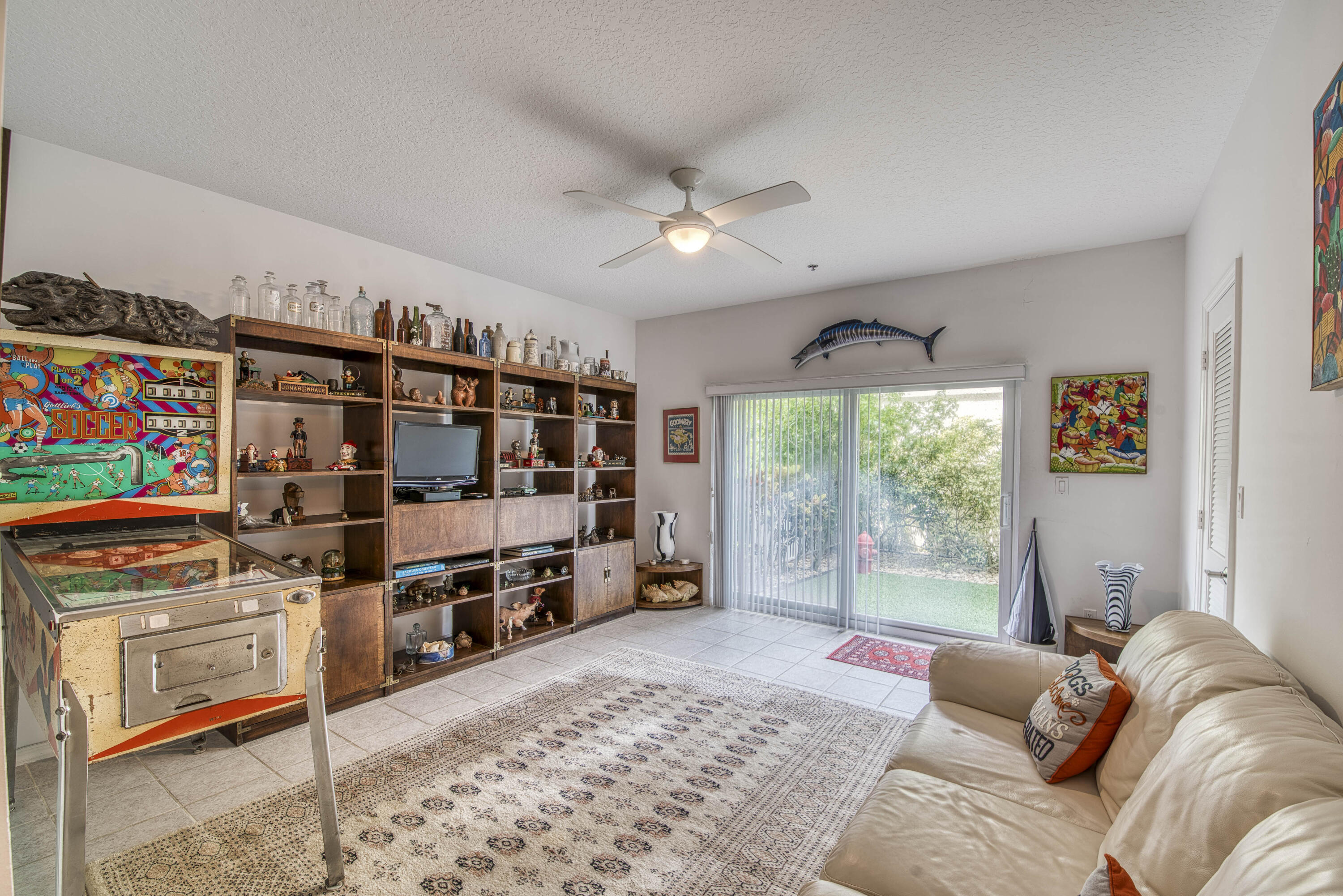 115 Ocean Key Way Property Photo 16