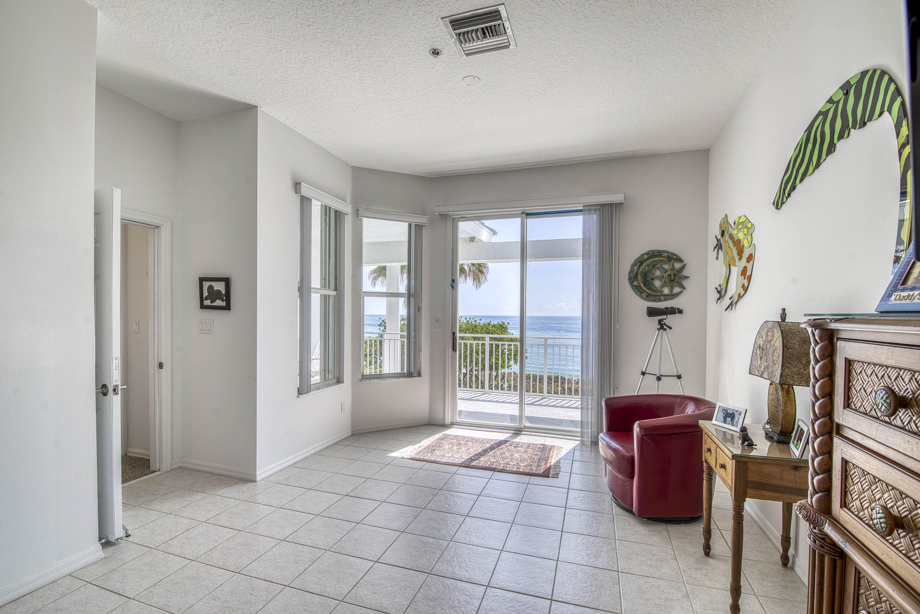 115 Ocean Key Way Property Photo 27