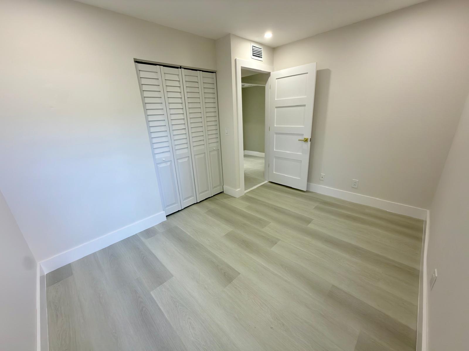 46 Tara Lakes Drive E Property Photo 10