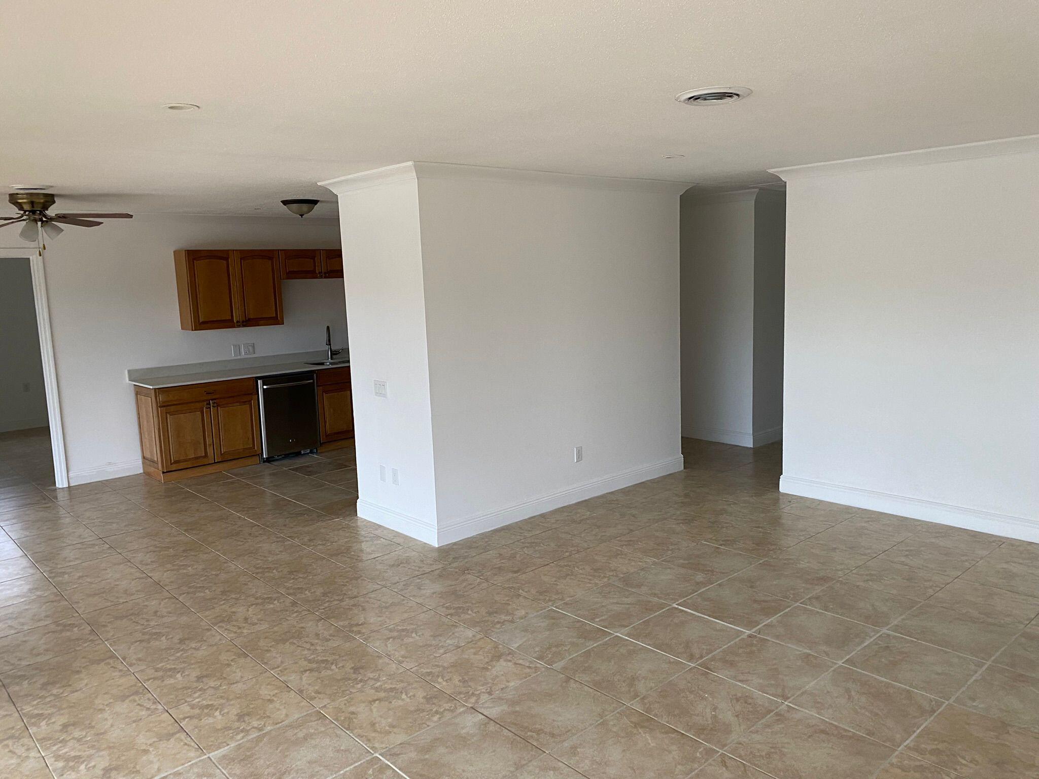 18 Andros Road Property Photo 4