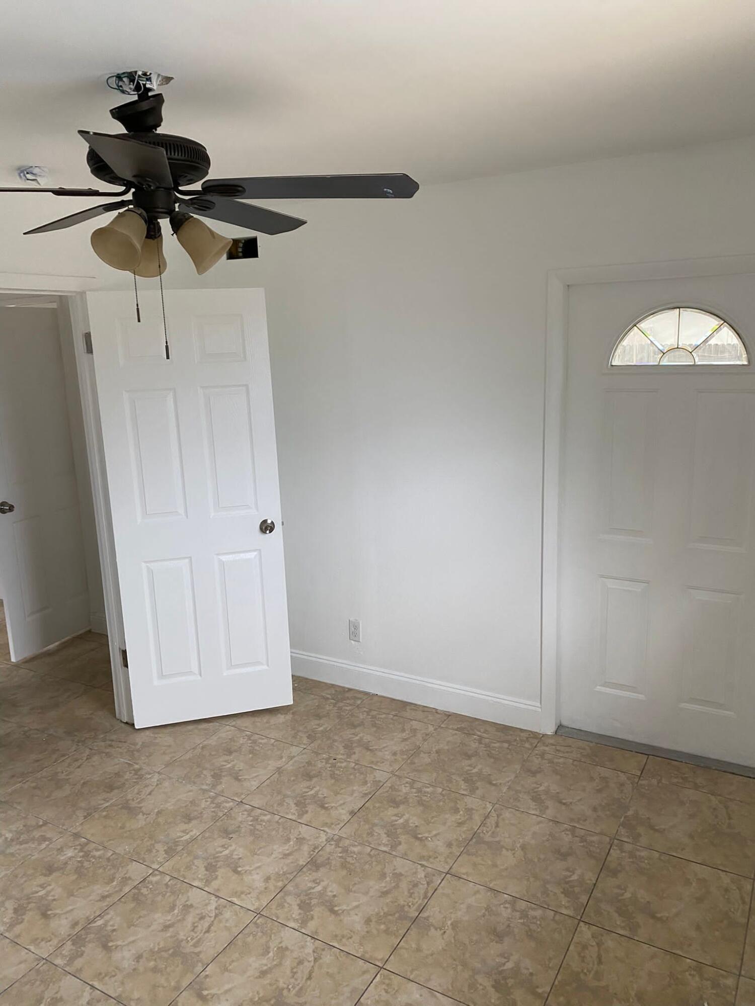 18 Andros Road Property Photo 5
