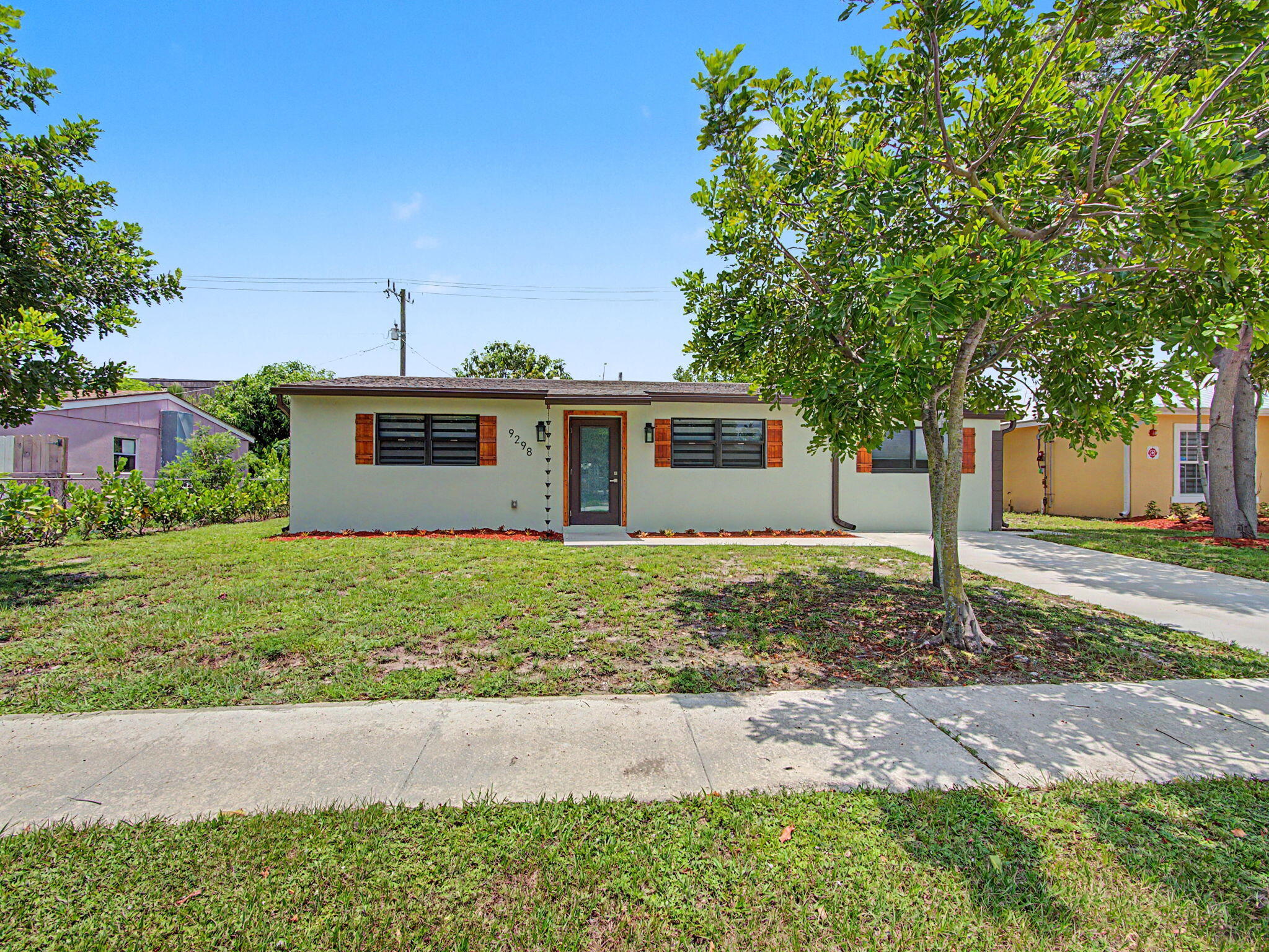 9298 Birmingham Drive Property Photo 1