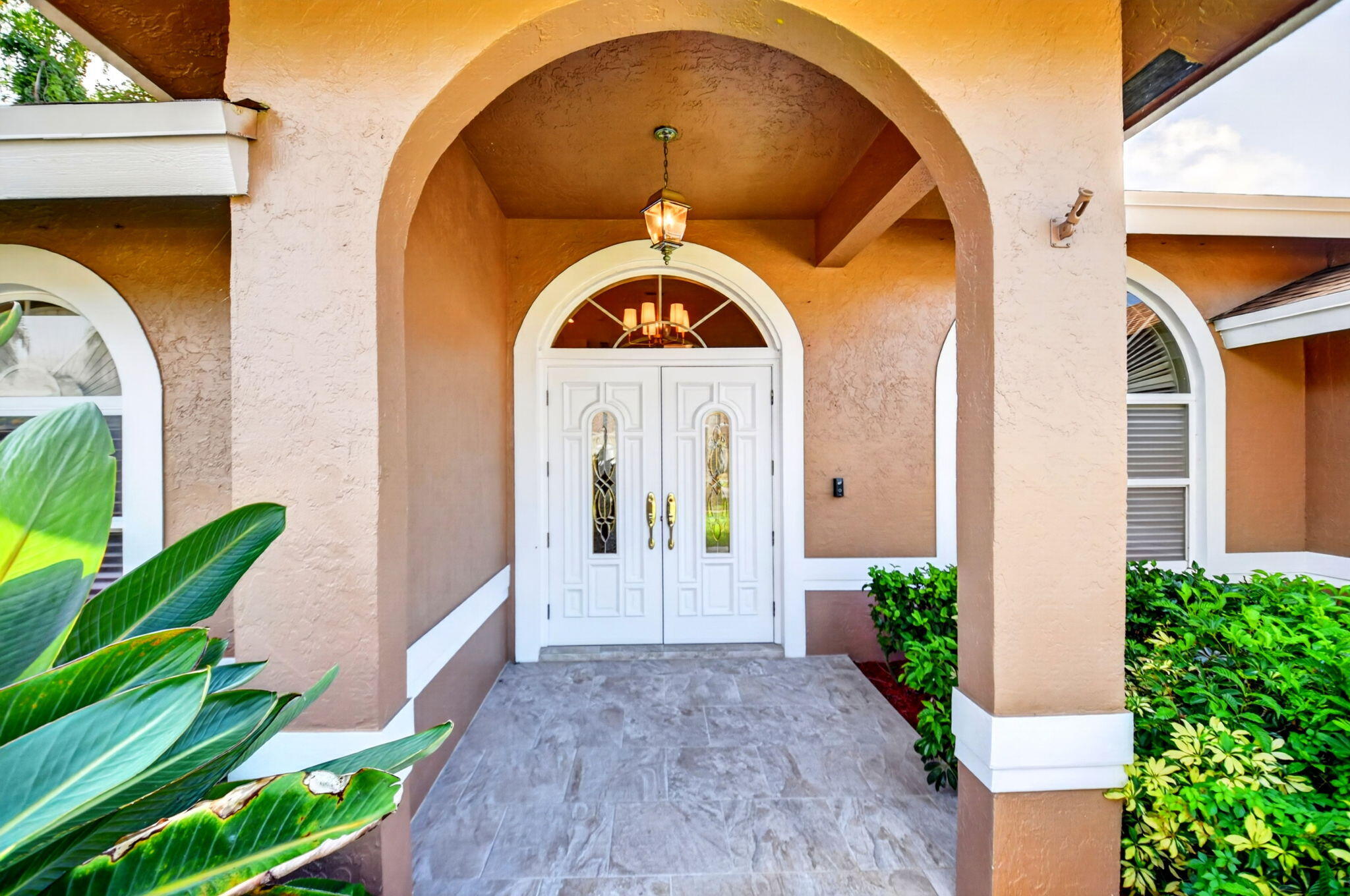 13578 Chatsworth Village Drive Property Photo 4