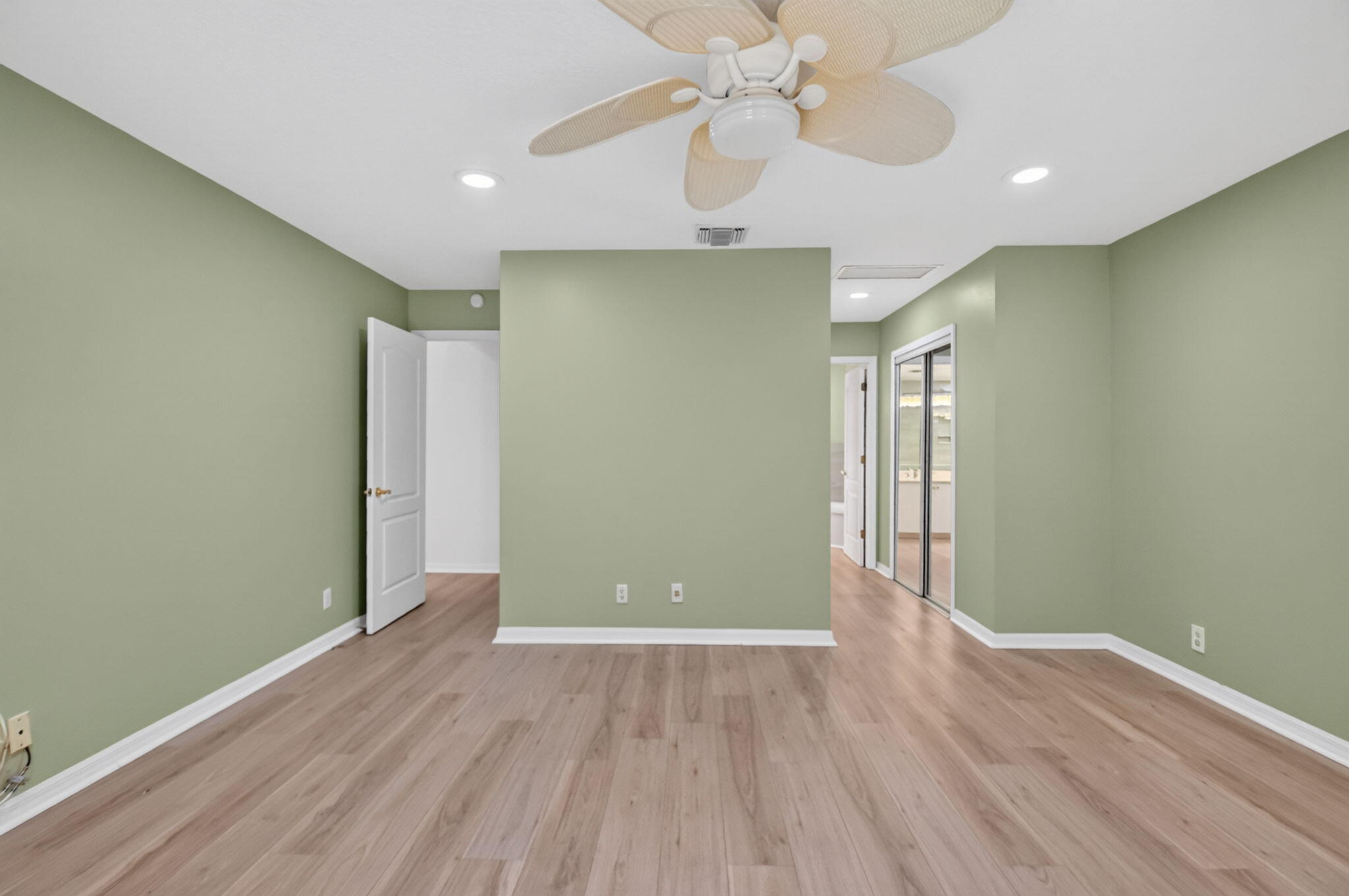 13578 Chatsworth Village Drive Property Photo 34