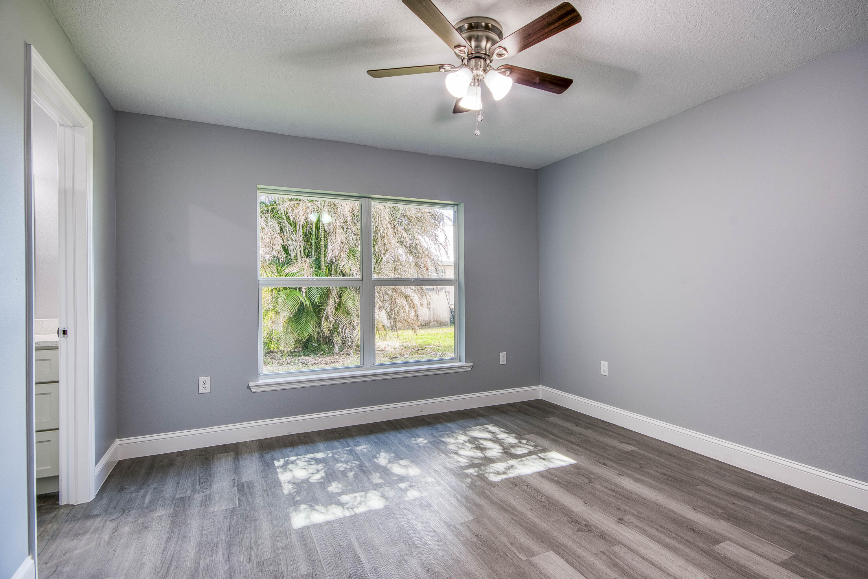 5108 Se 42nd Street Property Photo 12