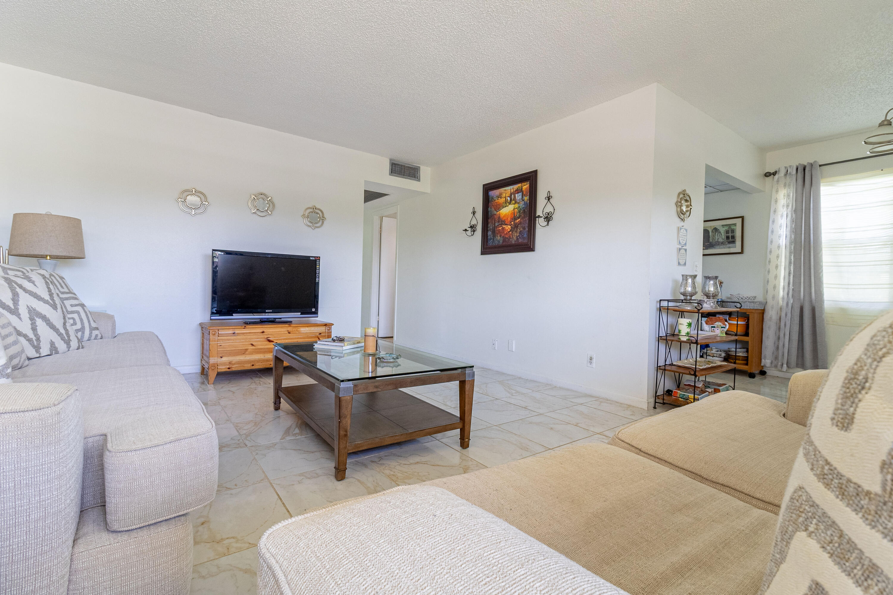 158 Mansfield D Drive Property Photo 1