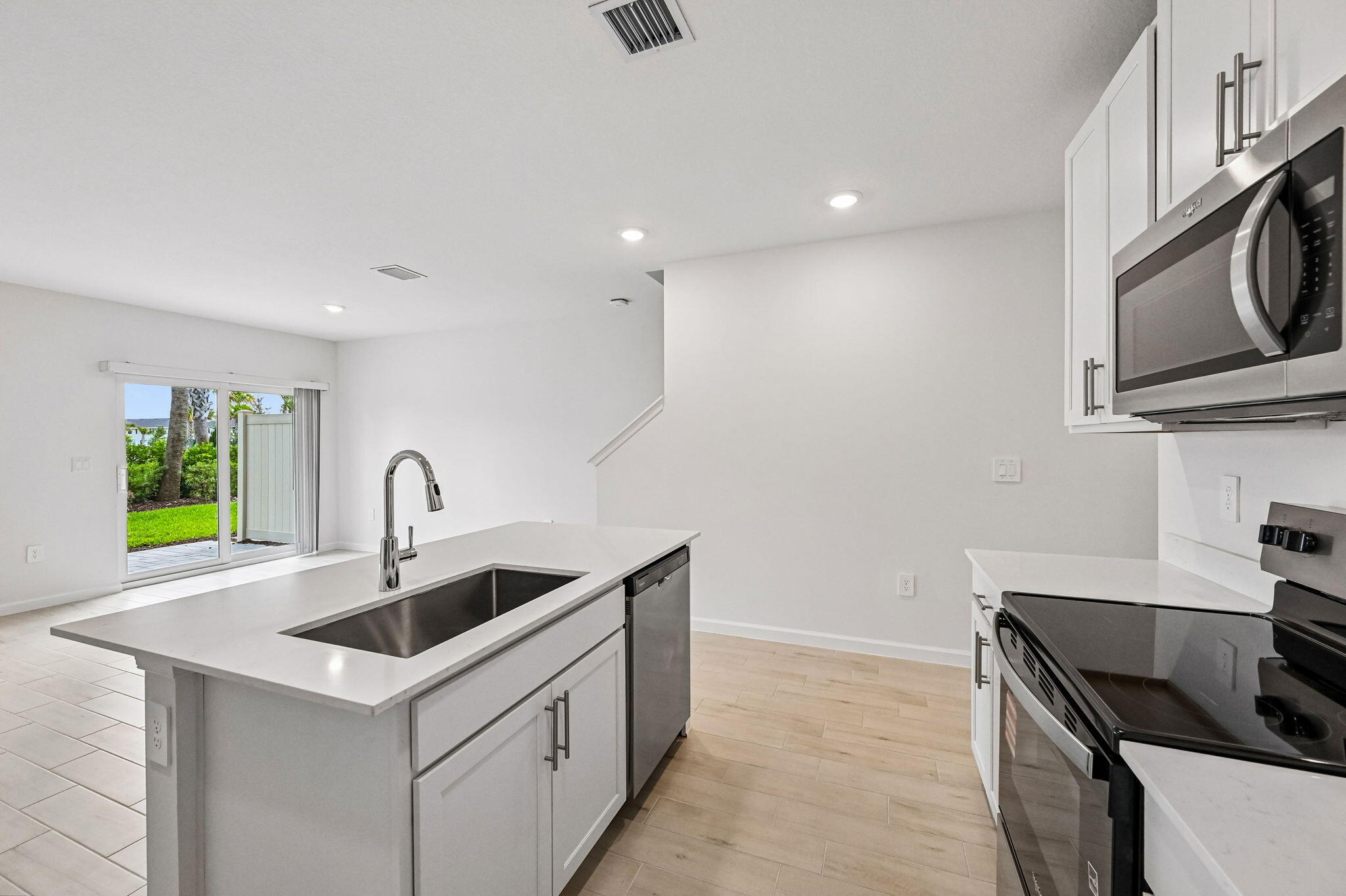 12977 Sw Forli Way Property Photo 6