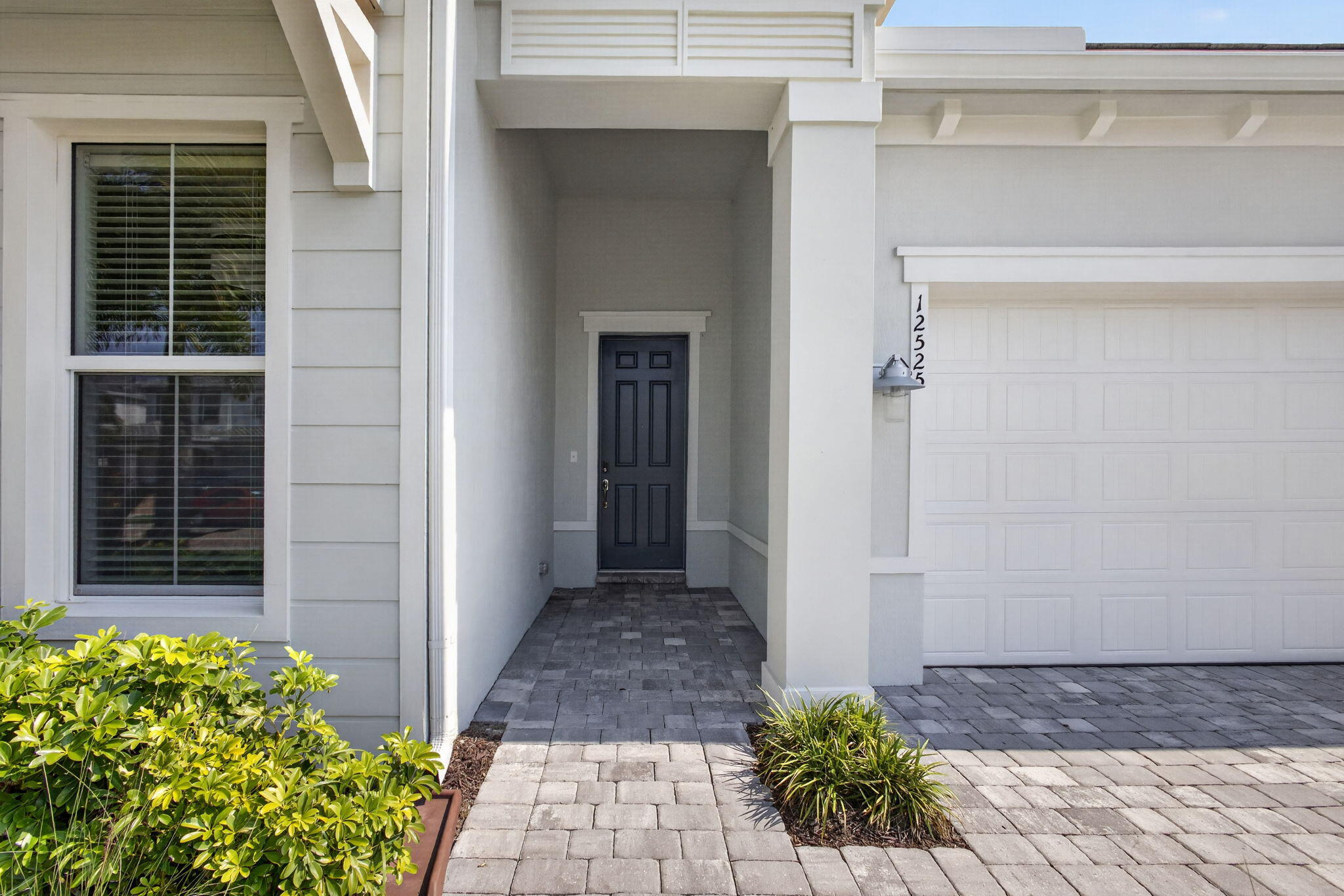 12525 Triumph Lane Property Photo 5