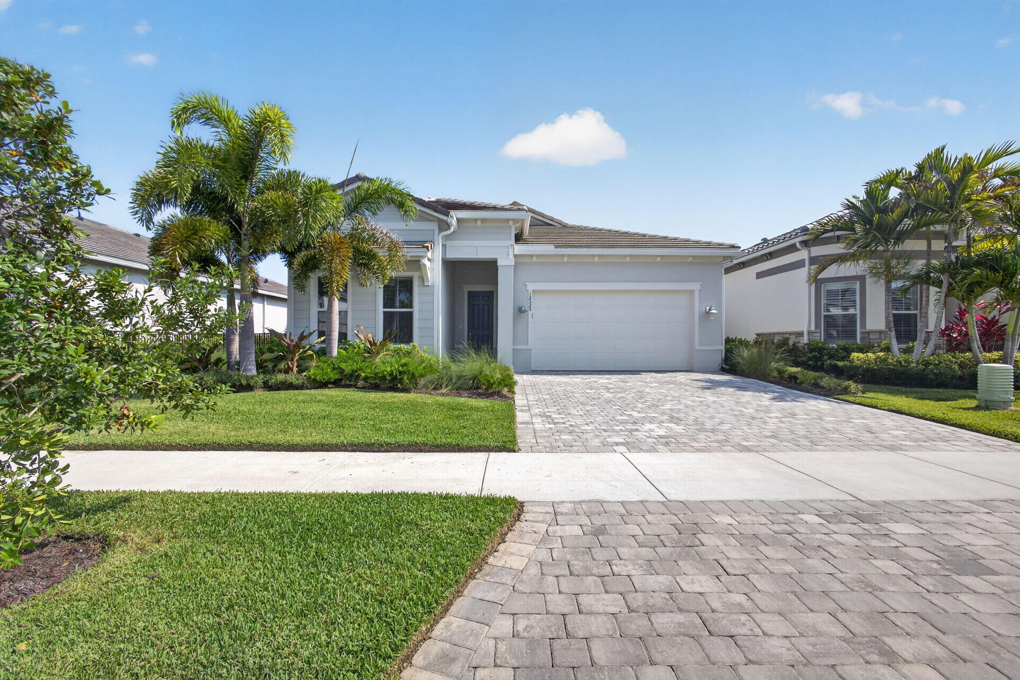 12525 Triumph Lane Property Photo 6