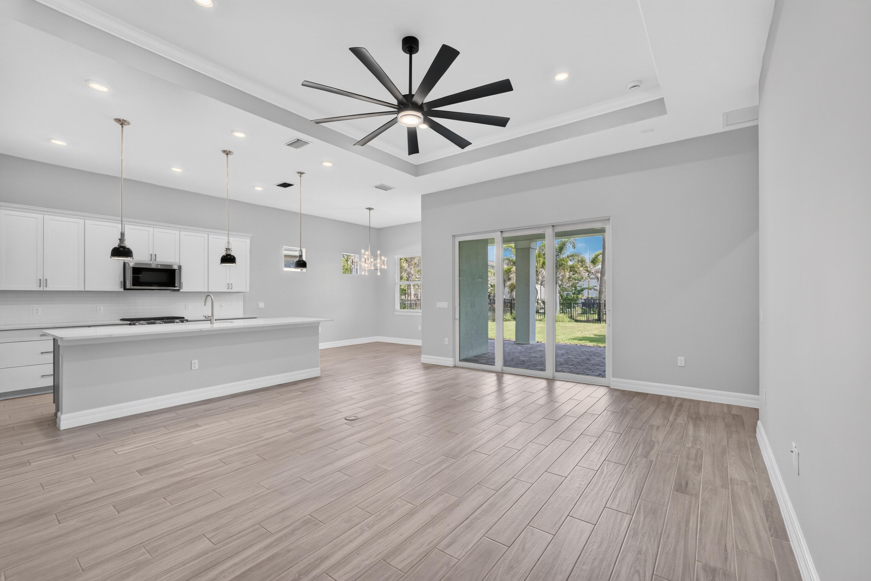 12525 Triumph Lane Property Photo 10