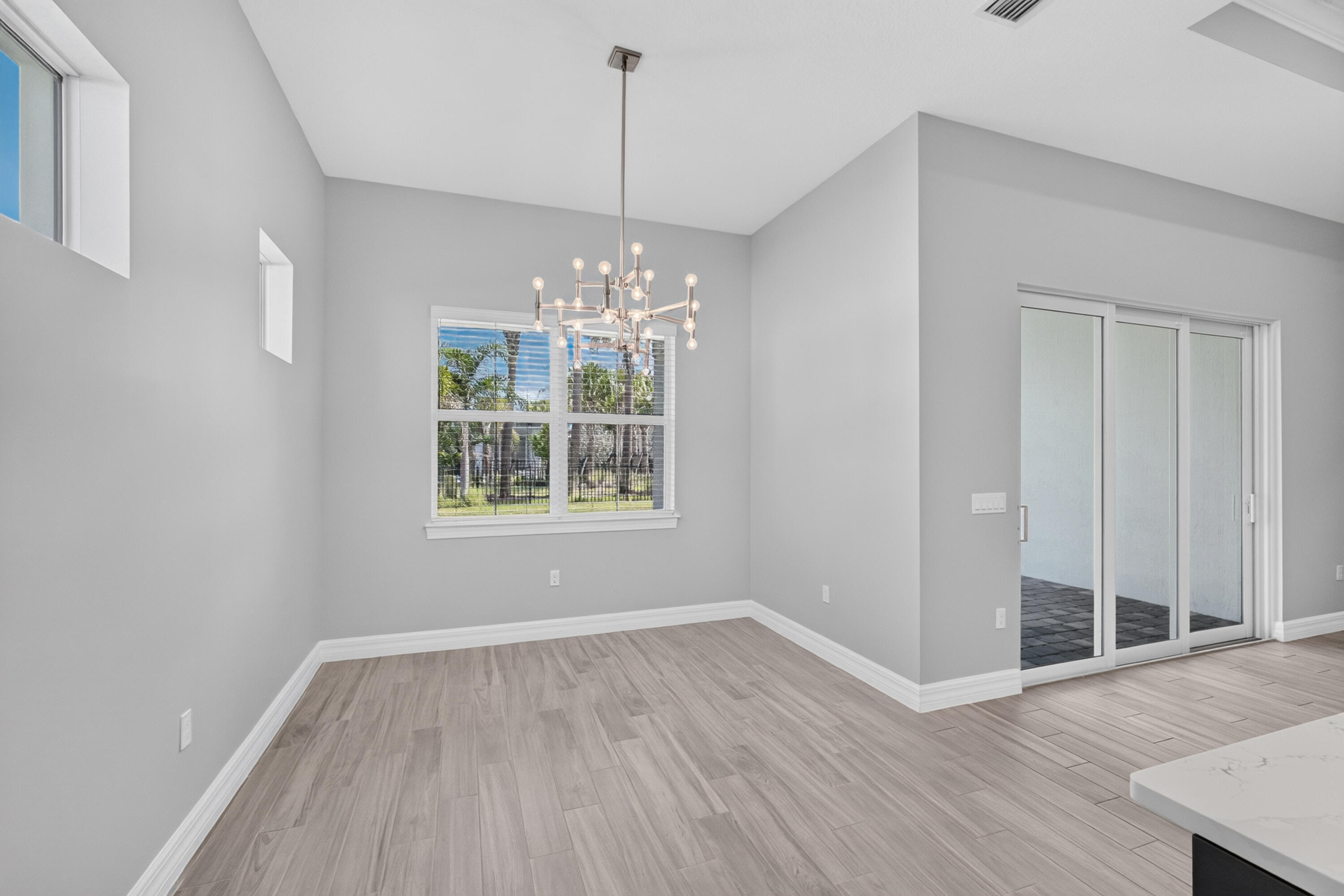 12525 Triumph Lane Property Photo 16