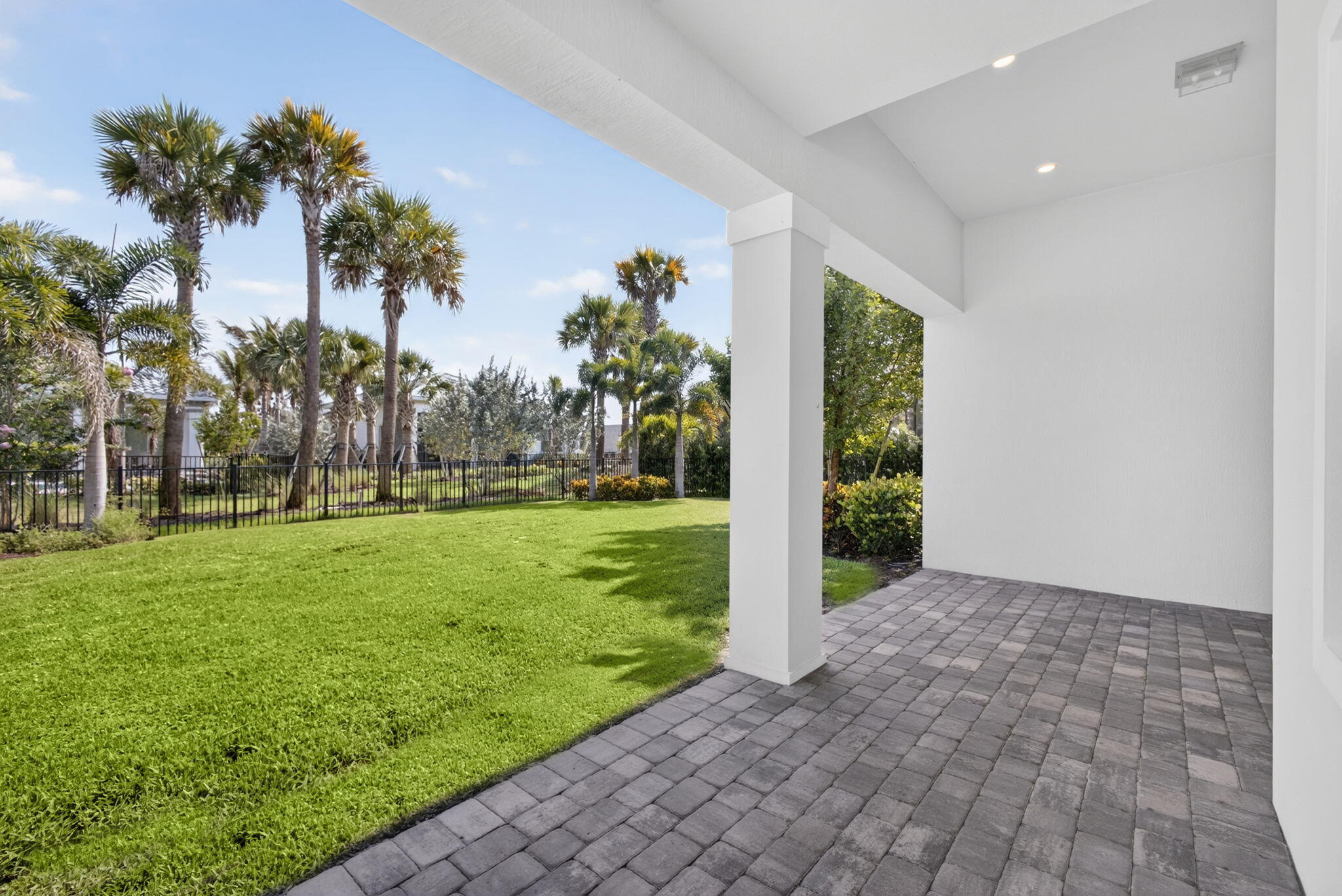 12525 Triumph Lane Property Photo 33