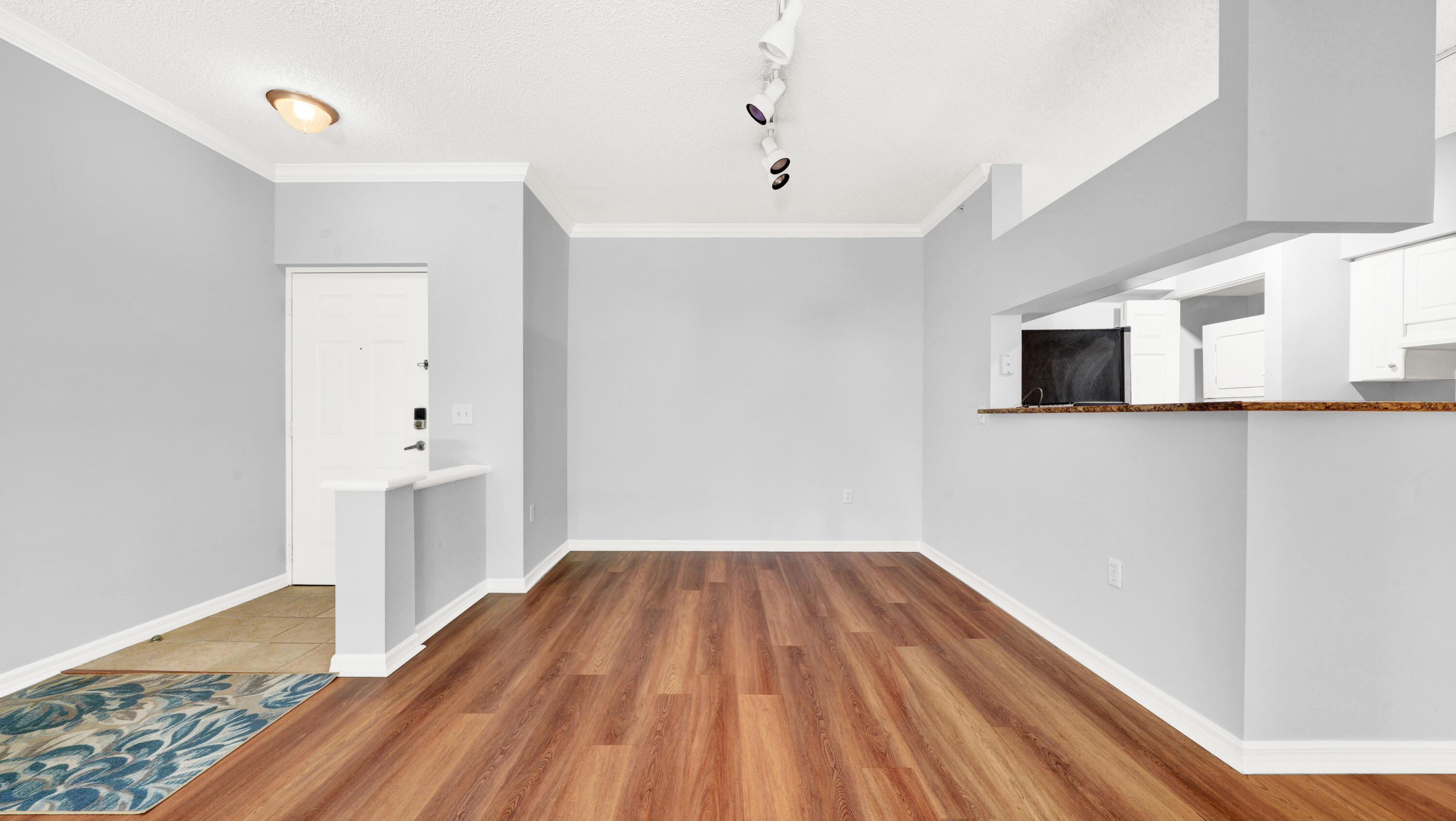 3106 Tuscany Way Property Photo 3