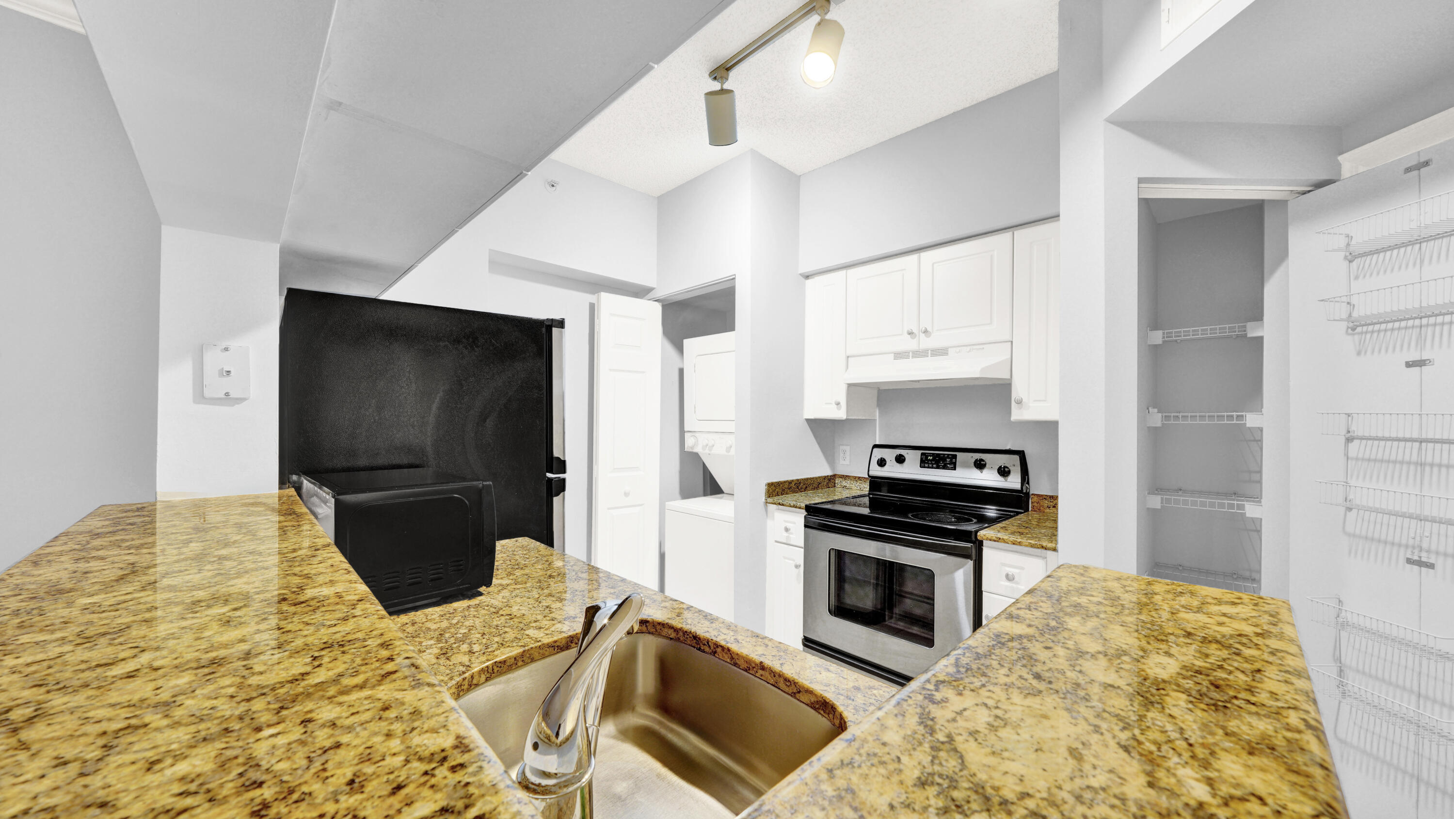 3106 Tuscany Way Property Photo 6