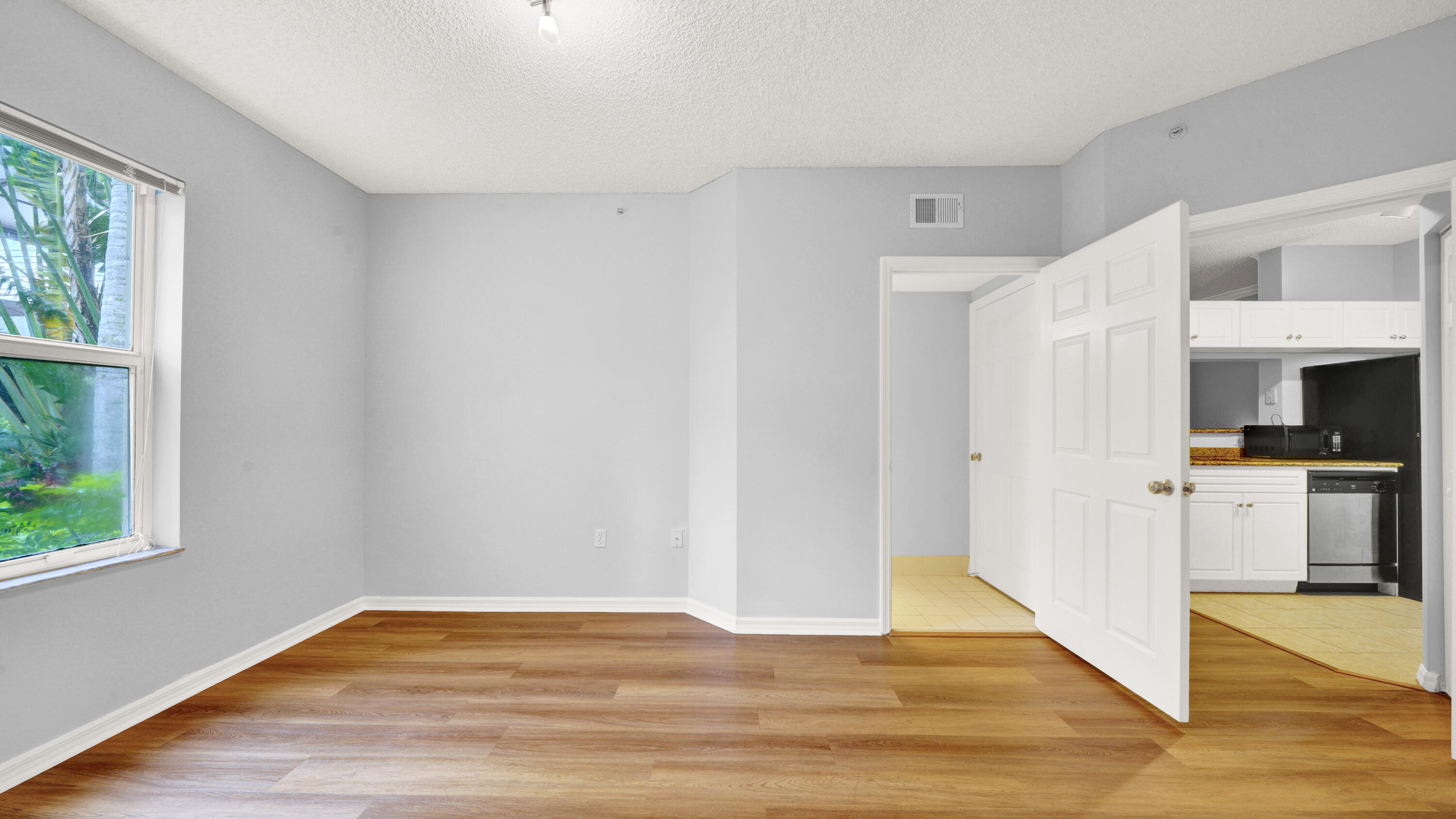 3106 Tuscany Way Property Photo 15