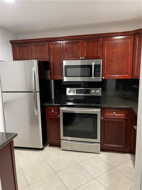 6549 Somerset Drive 106 Property Photo 2
