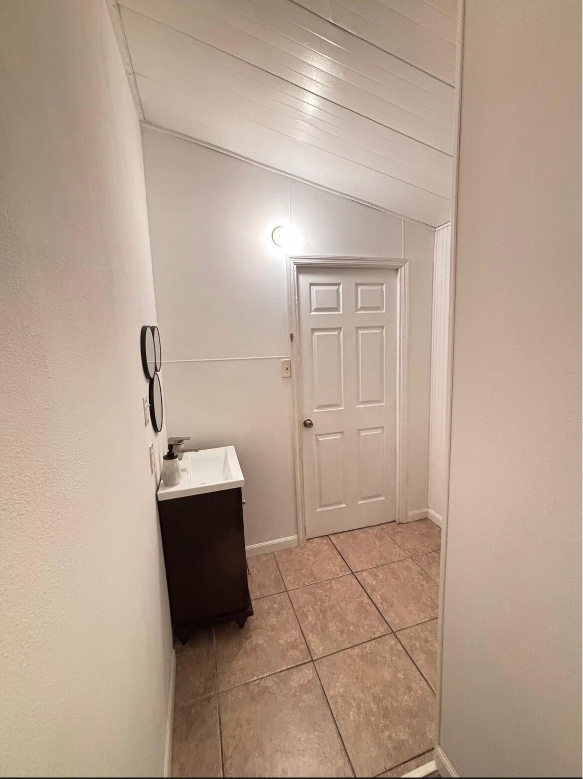 875 Ne 48th Street 186 Property Photo 9