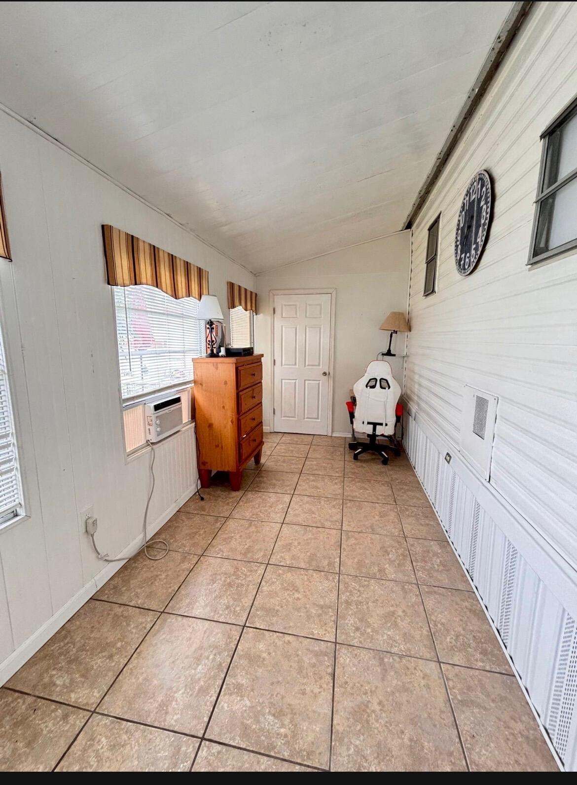 875 Ne 48th Street 186 Property Photo 12
