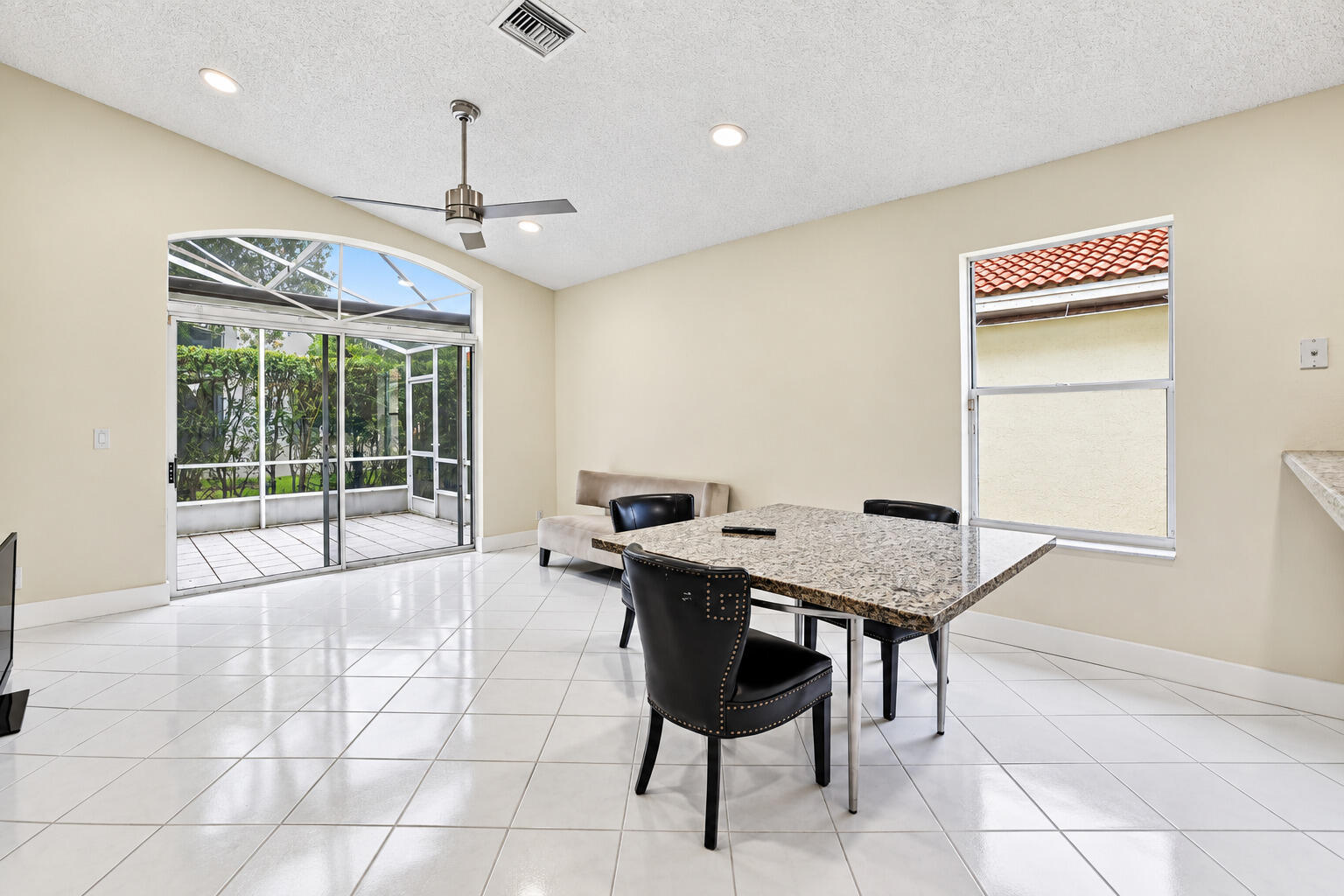 9676 Cherry Blossom Court Property Photo 5